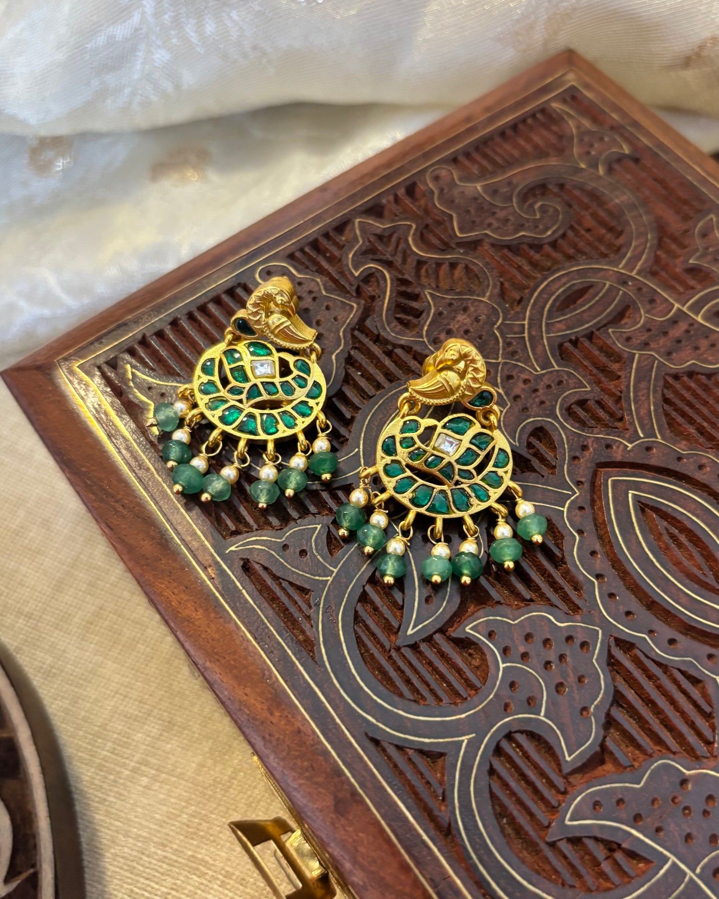 Peacock : Green Jadau Kundan Stud Earrings | ER093