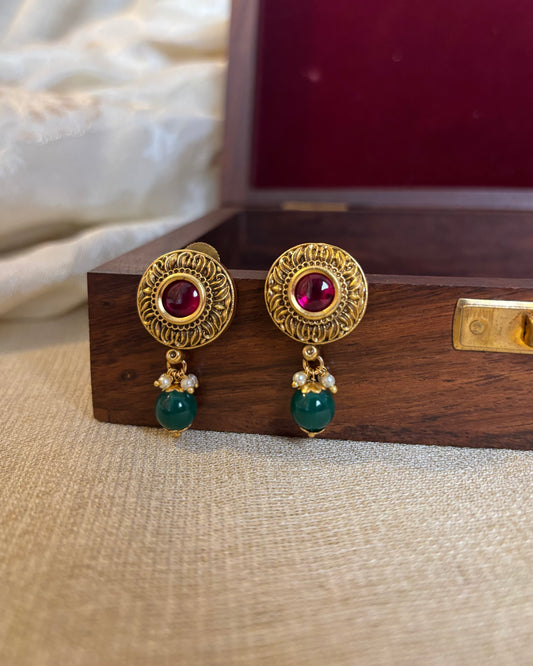 Minimal Floral Stud Earrings | ER099