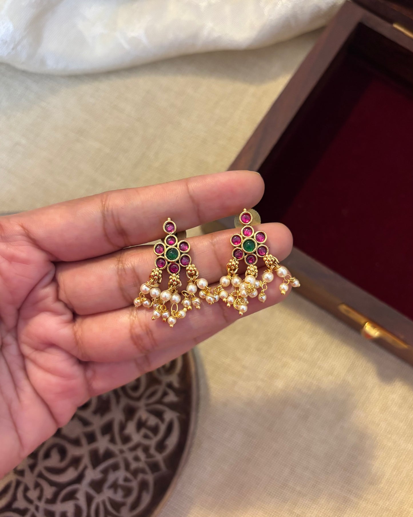 Kemp Minimal Floral Stud Earrings | ER104