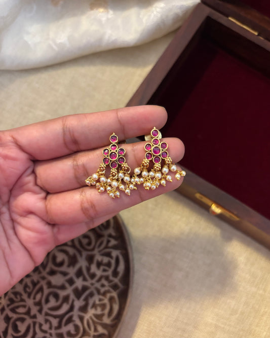 Kemp Minimal Floral Stud Earrings | ER103