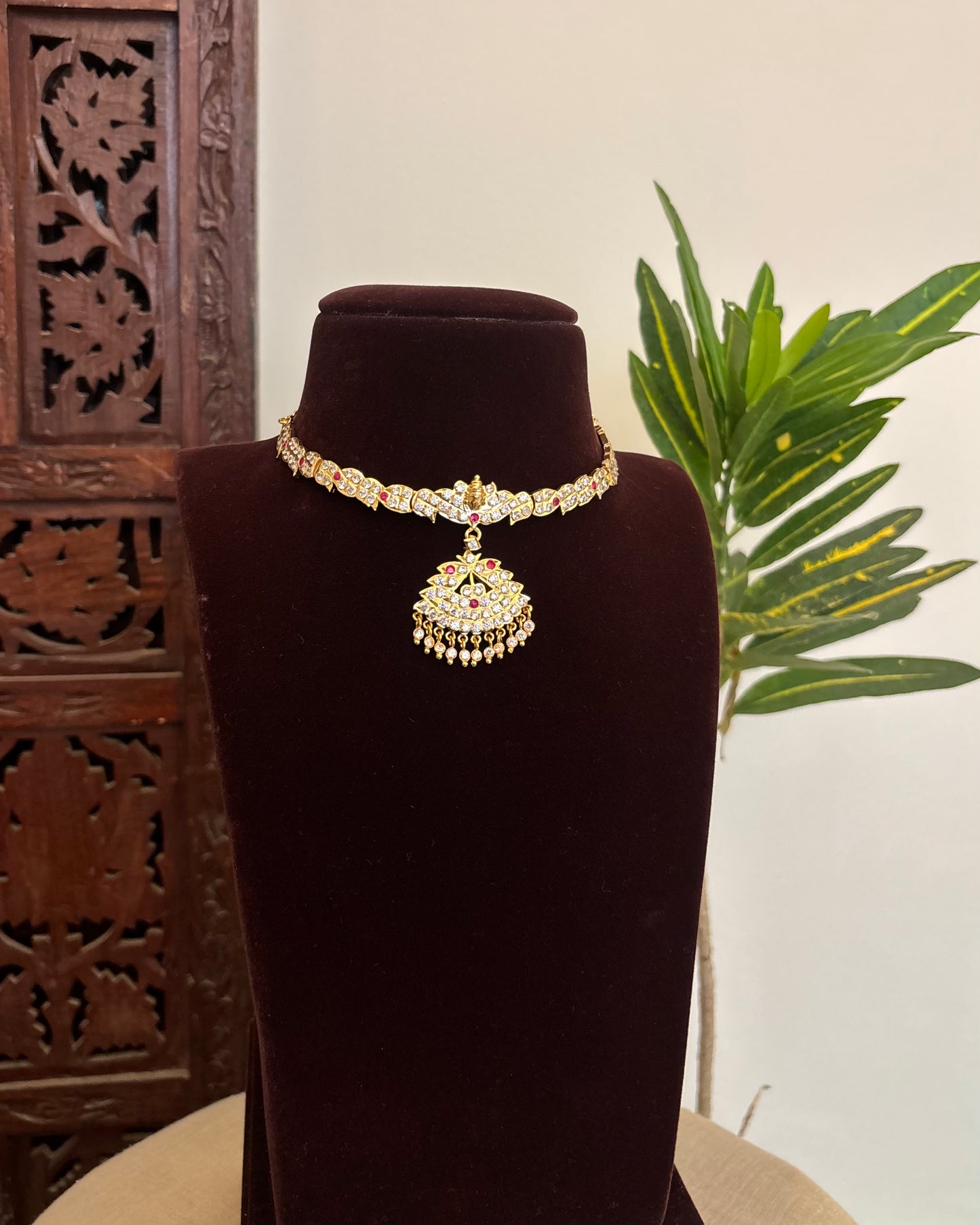 Vintage Impon Necklace  –  Ruby & White | NC637