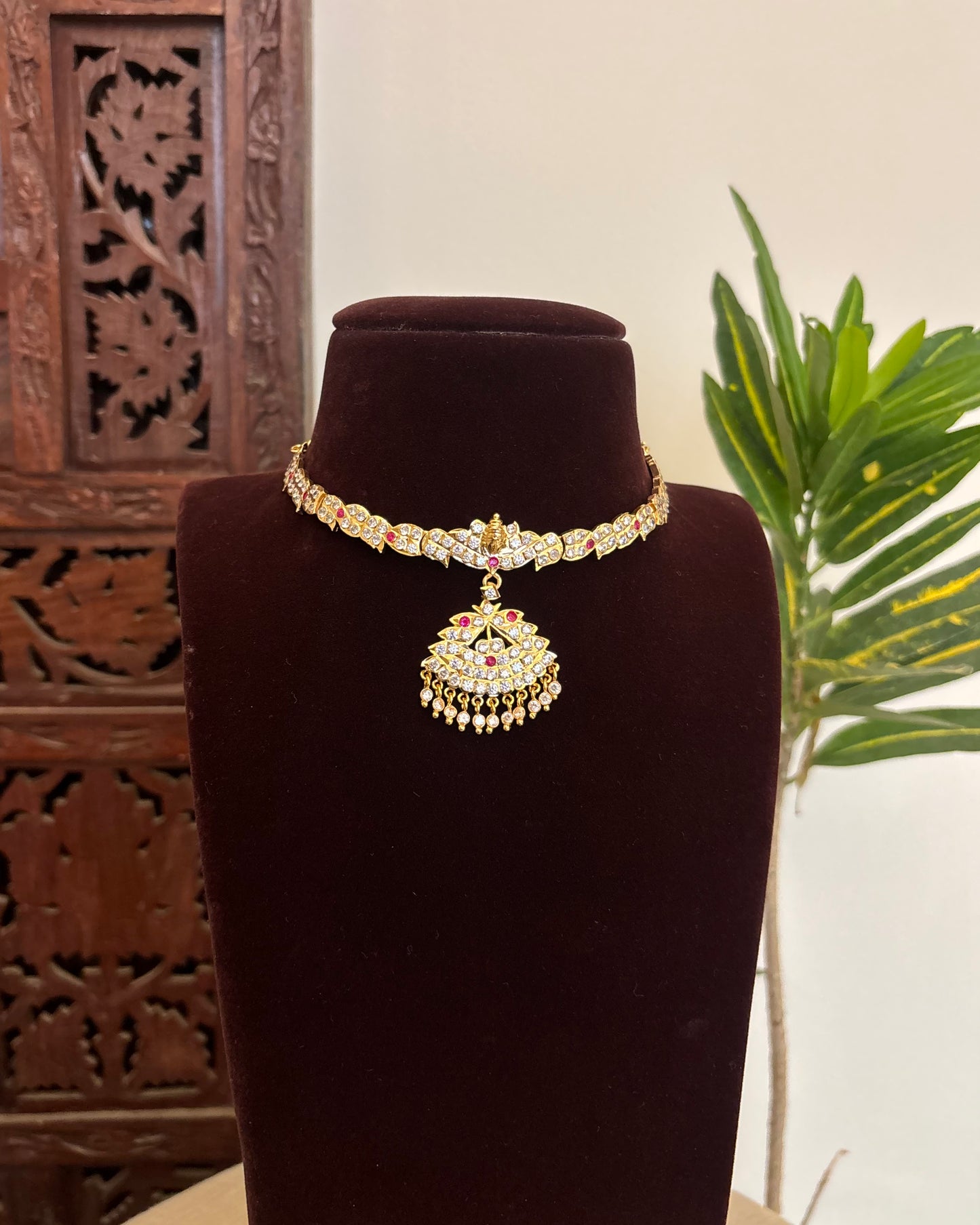Vintage Impon Necklace  –  Ruby & White | NC637