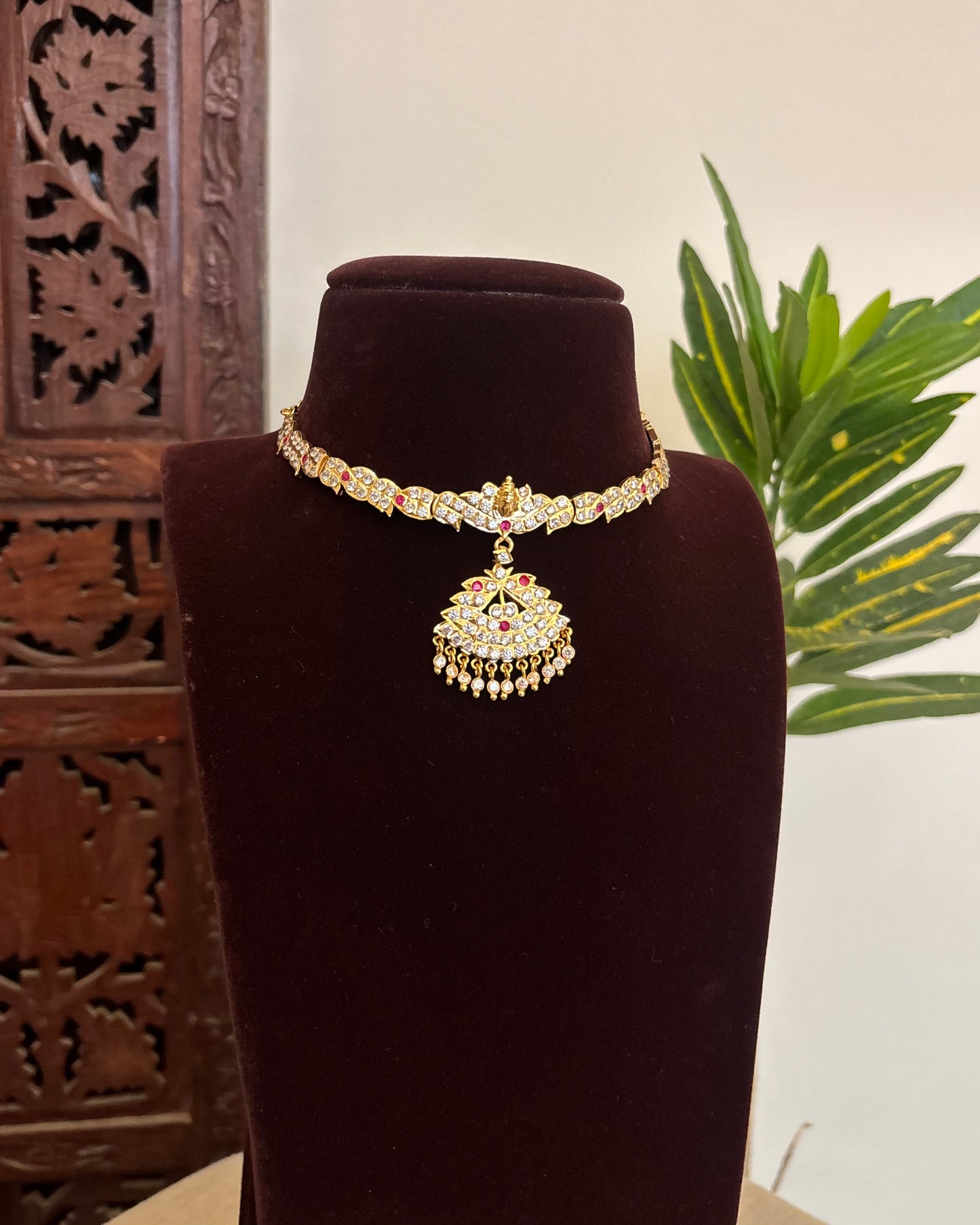Vintage Impon Necklace  –  Ruby & White | NC637