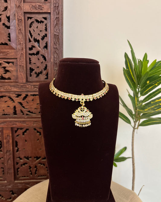 Floral Motif Impon Pendant Attigai Necklace – White | NC632