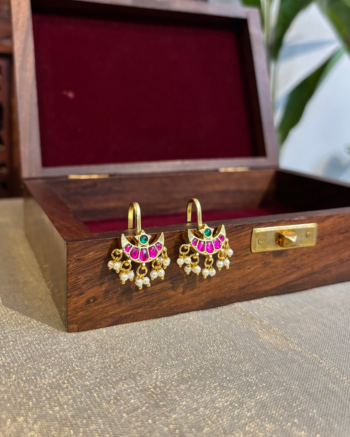 Multicolor Chand Gold-Finish Jadau Bugadi | ER166