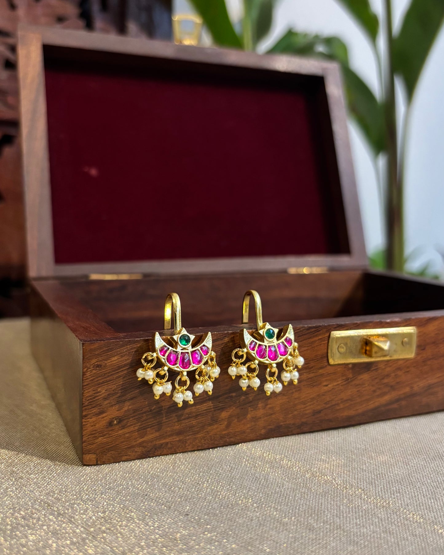 Multicolor Chand Gold-Finish Jadau Bugadi | ER166