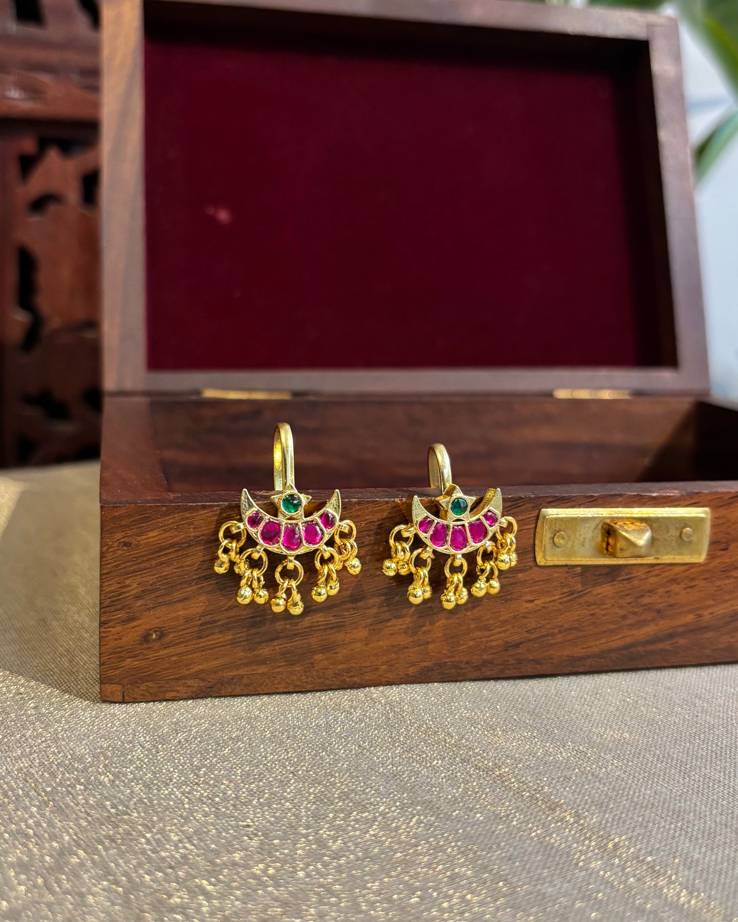 Multicolor Chand Gold-Finish Jadau Bugadi | ER167