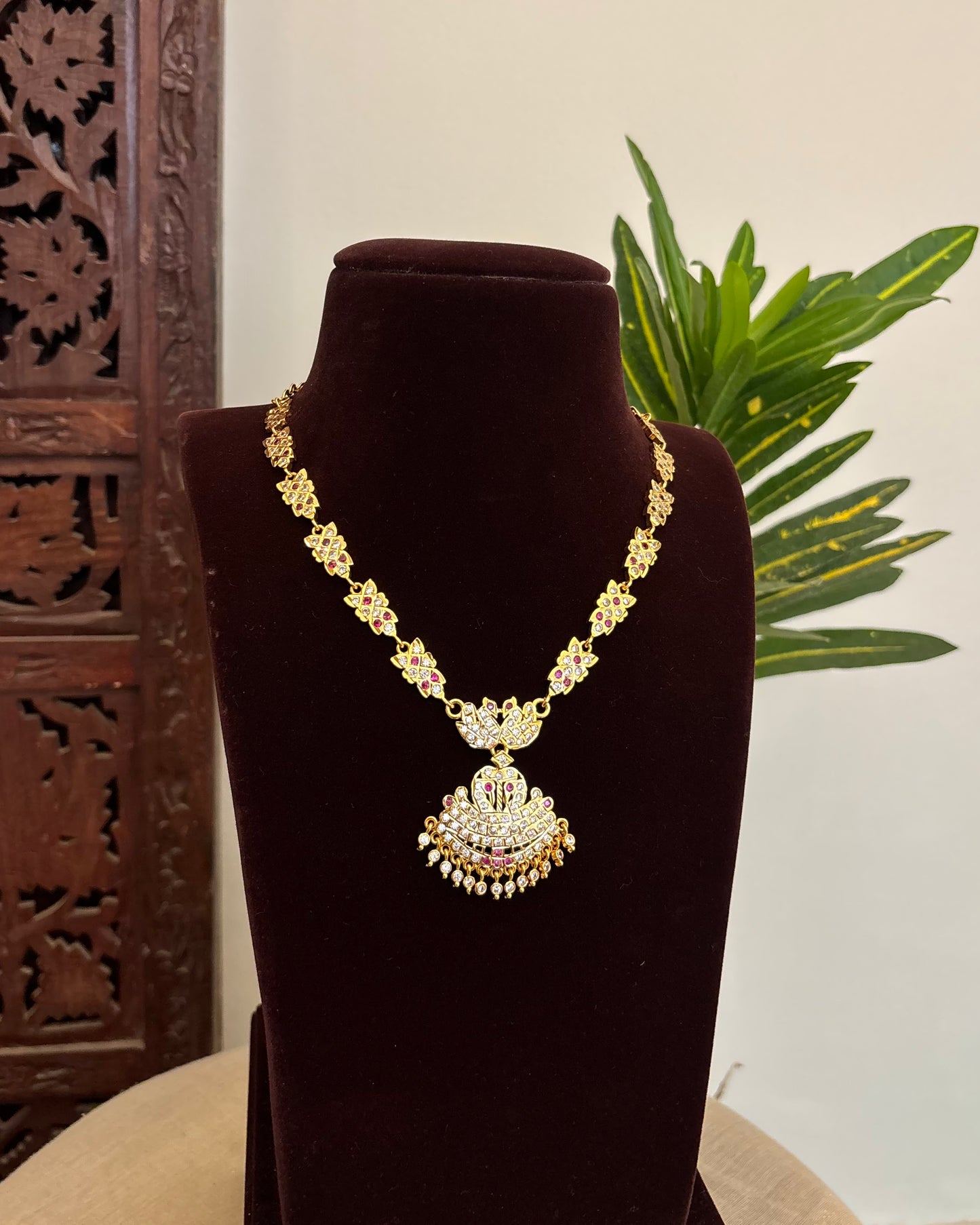 Vintage Impon Necklace With Earrings  –  Ruby & White | NC640