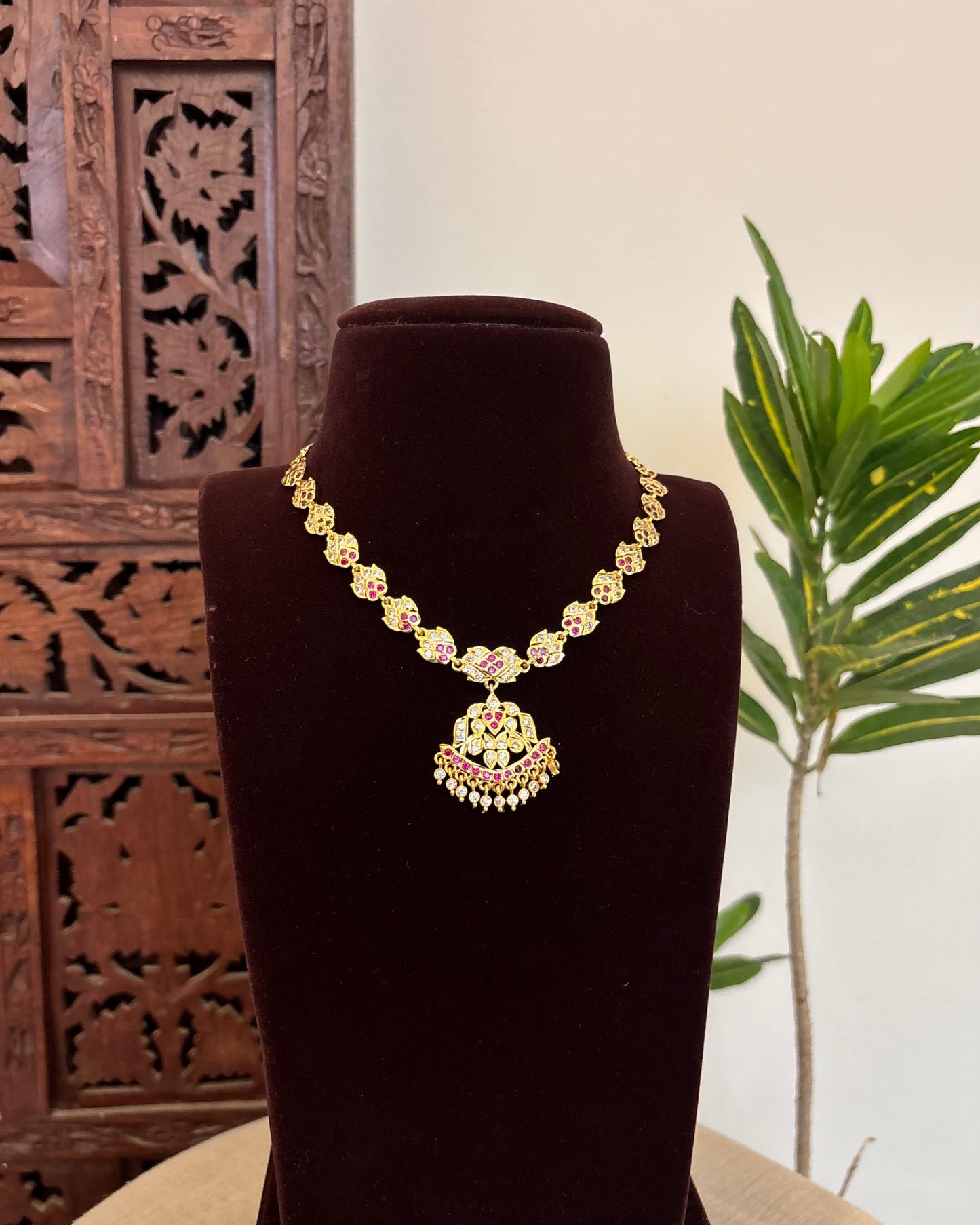 Vintage Impon Necklace With Earrings  –  Ruby & White | NC645