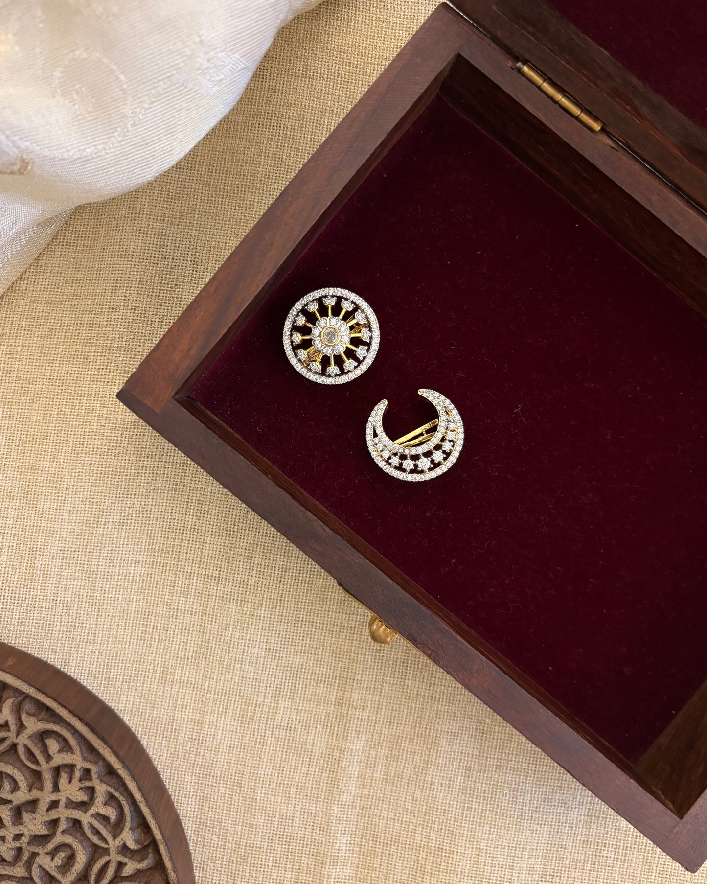 Jadau Kundan Sun & Moon Hair Accessory – Gold Plated Traditional Set | HA290