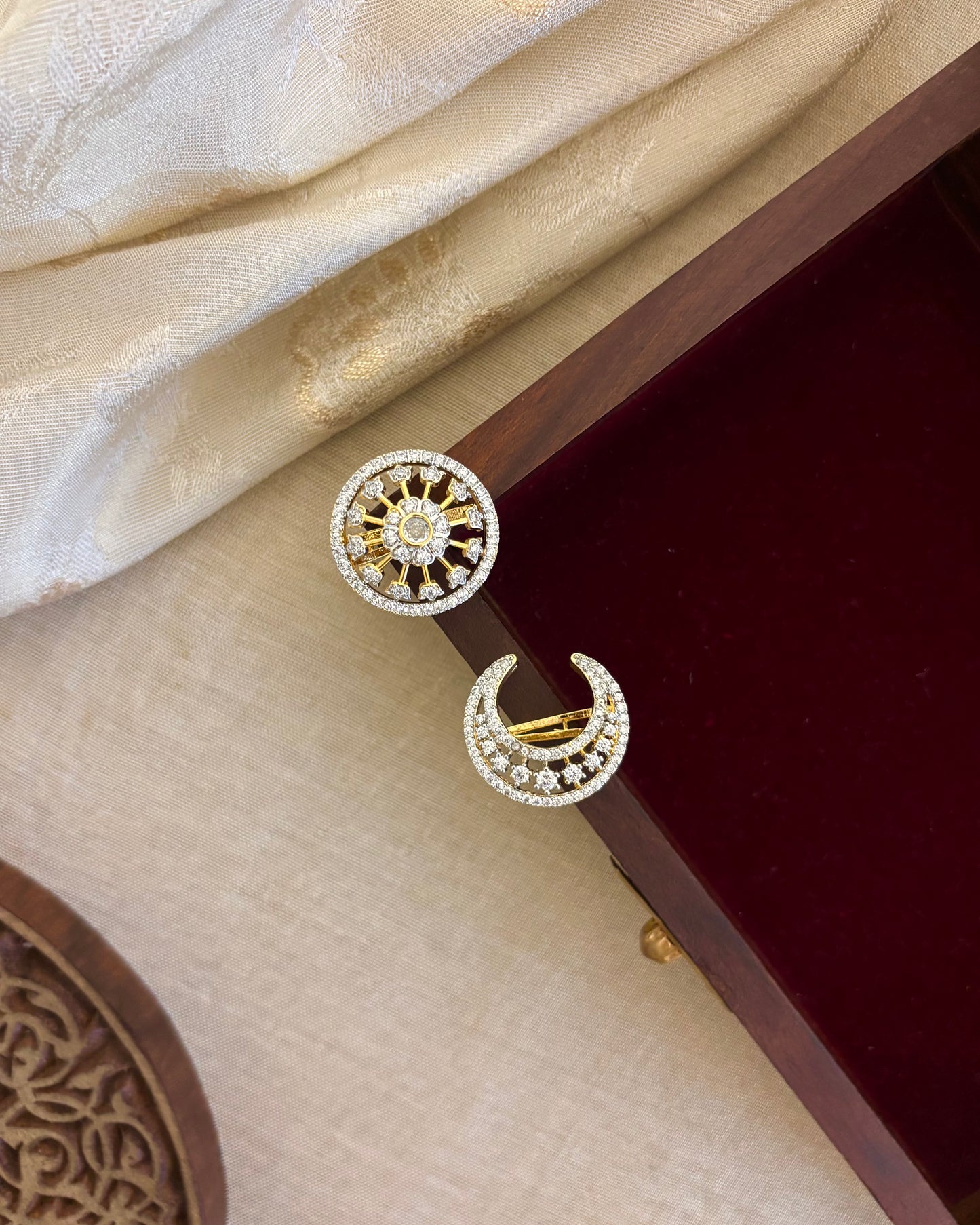 Jadau Kundan Sun & Moon Hair Accessory – Gold Plated Traditional Set | HA290