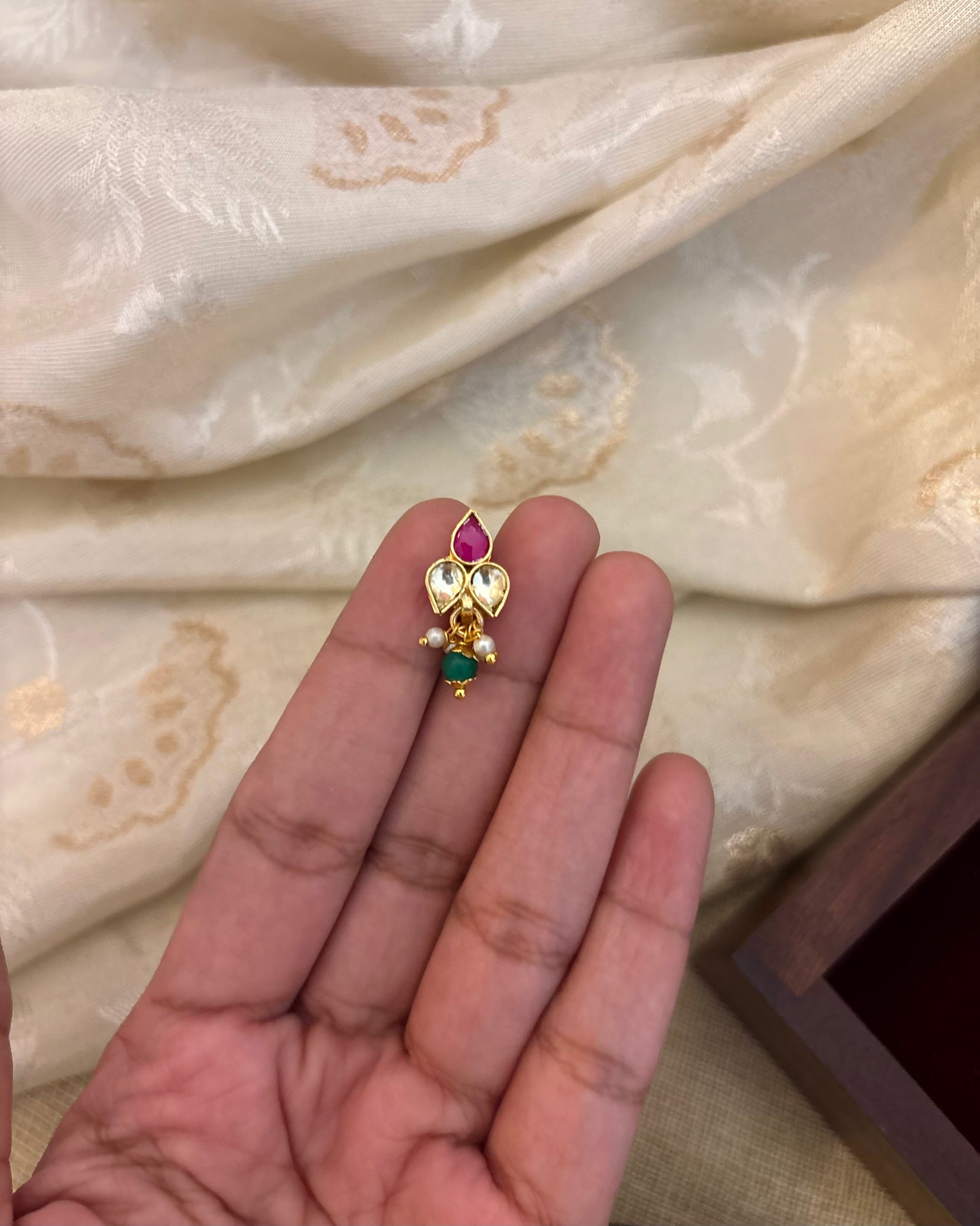 Minimal Floral Clip On Nosepin | NP050