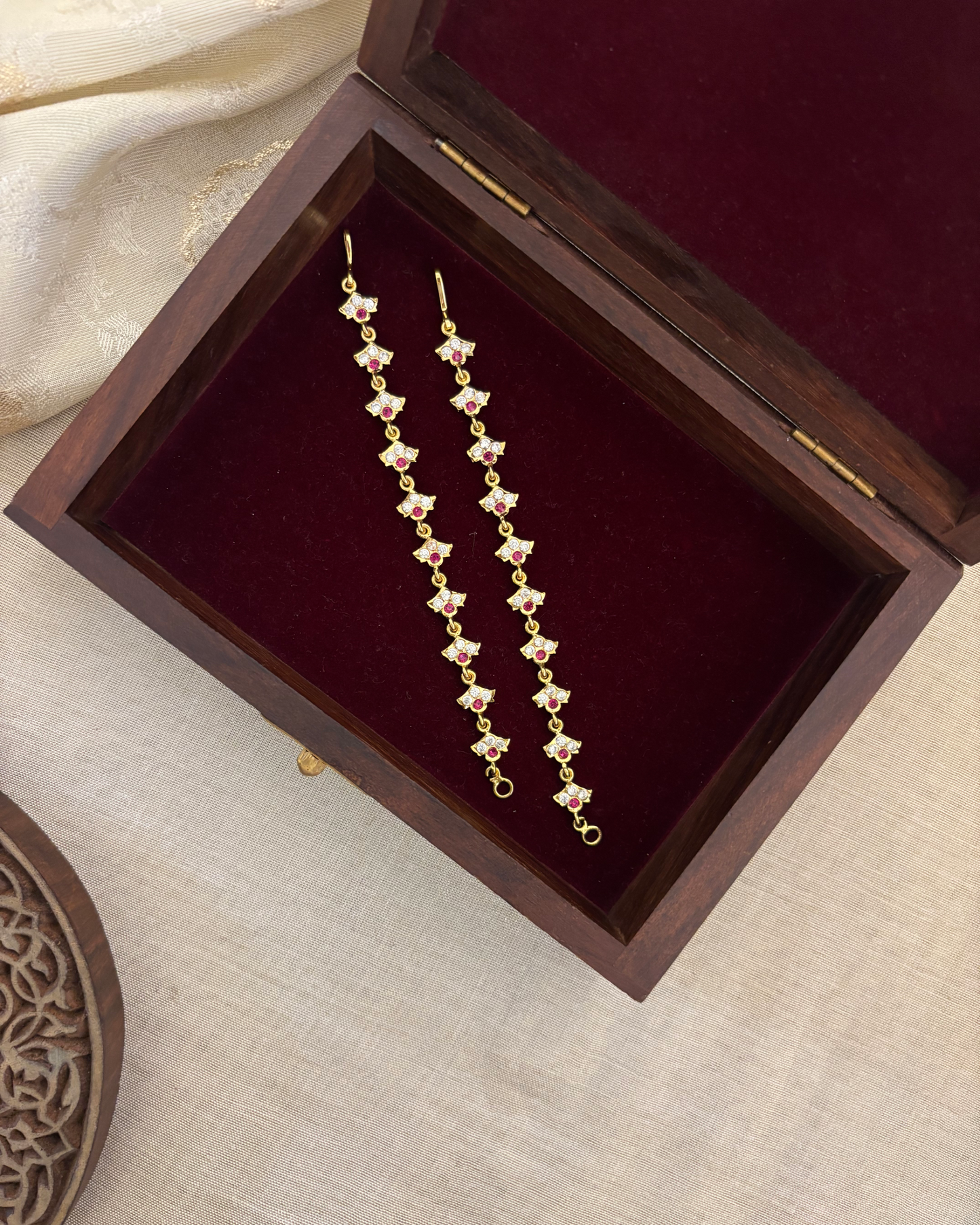 Vintage Impon Straight Ear Chain –  | Ruby & White | EC189