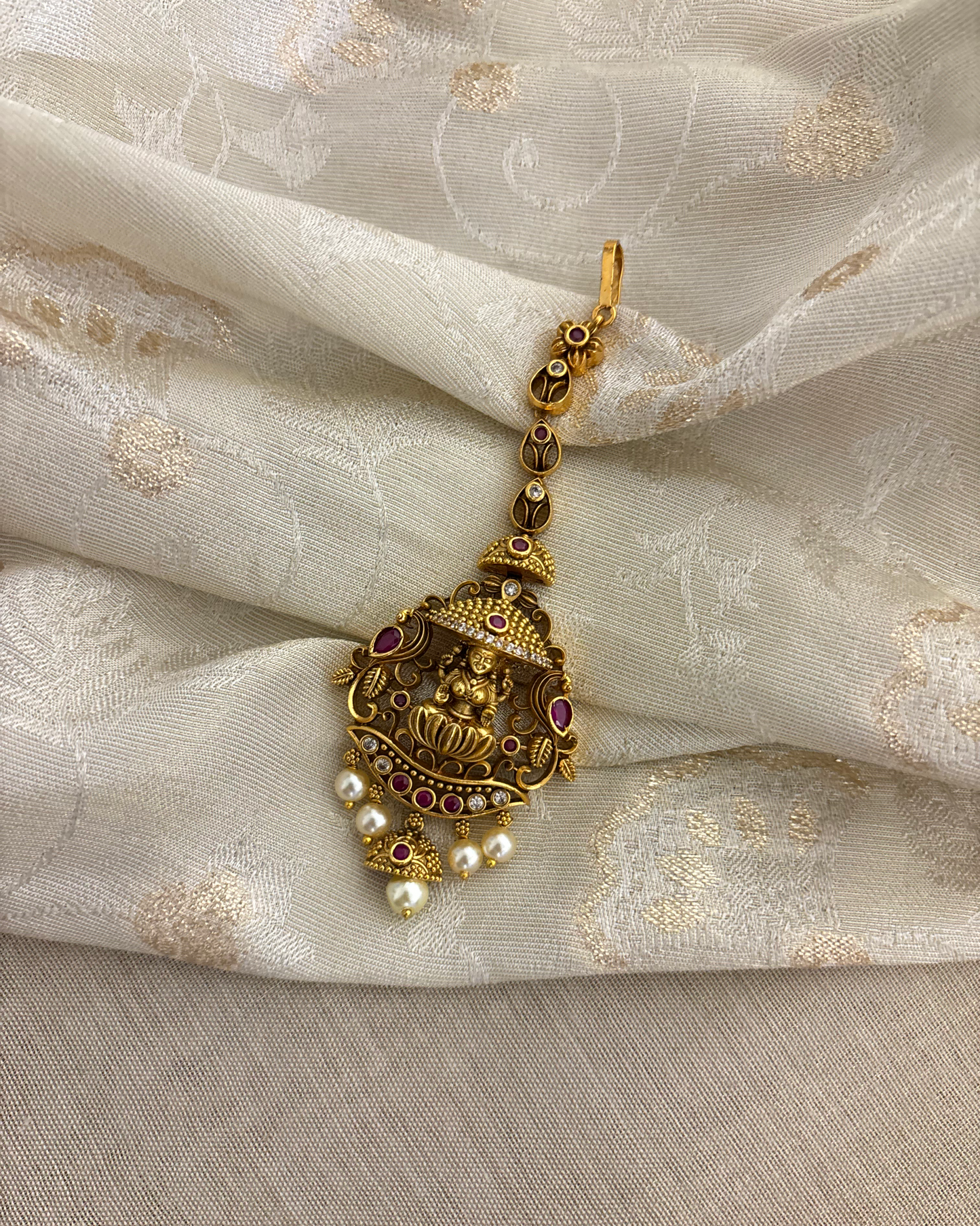 Antique lakshmi Motif Maang Tikka | Ruby & White | MT314