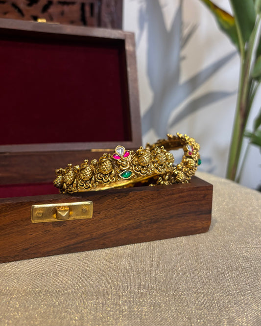 Jadau Kundan Antique Kada Bangles with Multicolor Floral Pendant | BA022