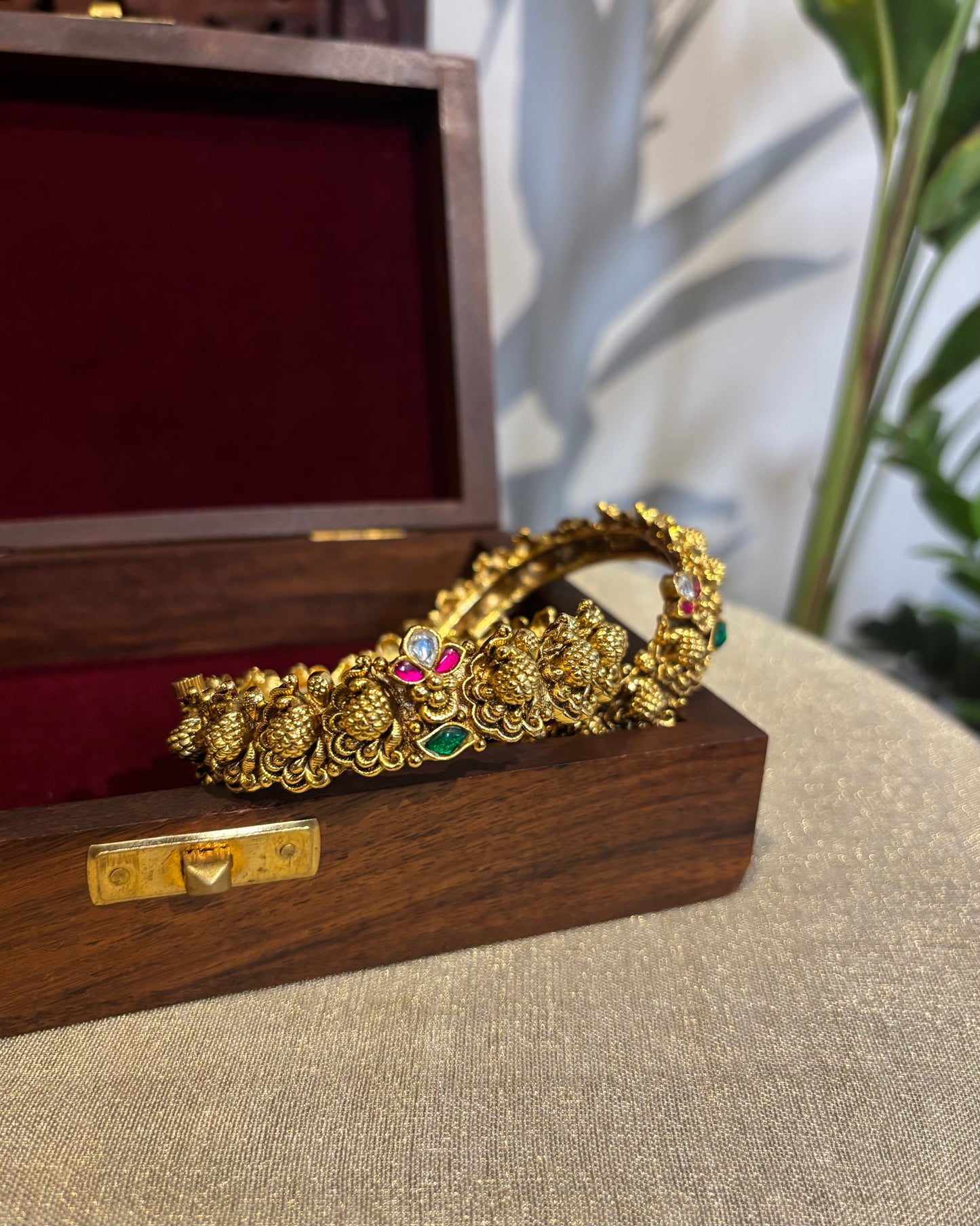 Jadau Kundan Antique Kada Bangles with Multicolor Floral Pendant | BA022