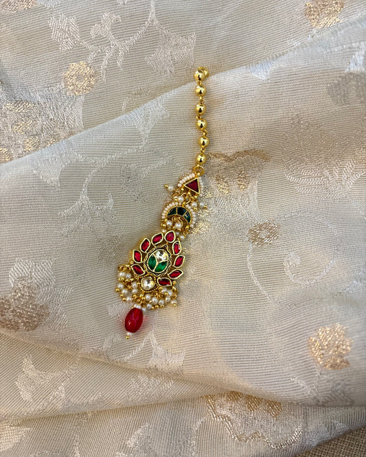 Jadau Kundan Floral Maang Tikka with Pearl Chain | MT098
