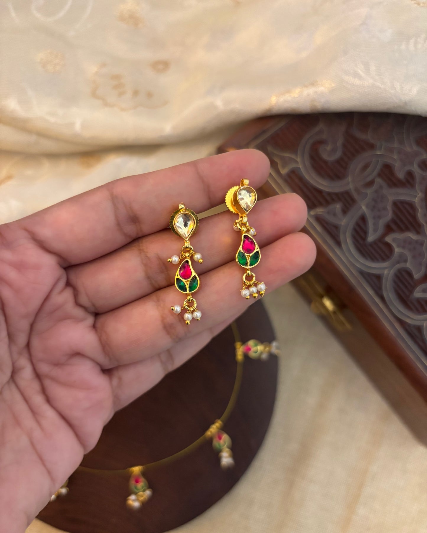 Jadau Kundan Invisible Chain Necklace with Earrings | NC126