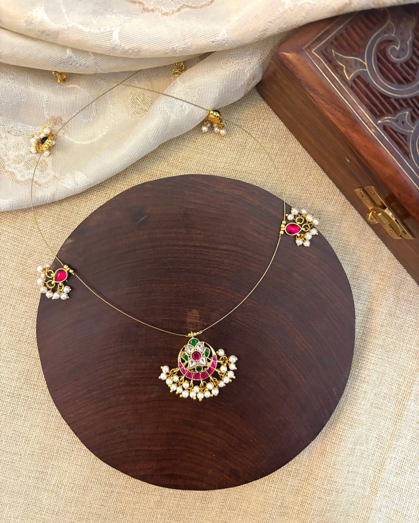 Floral Jadau Kundan Invisible Chain Necklace | NC134