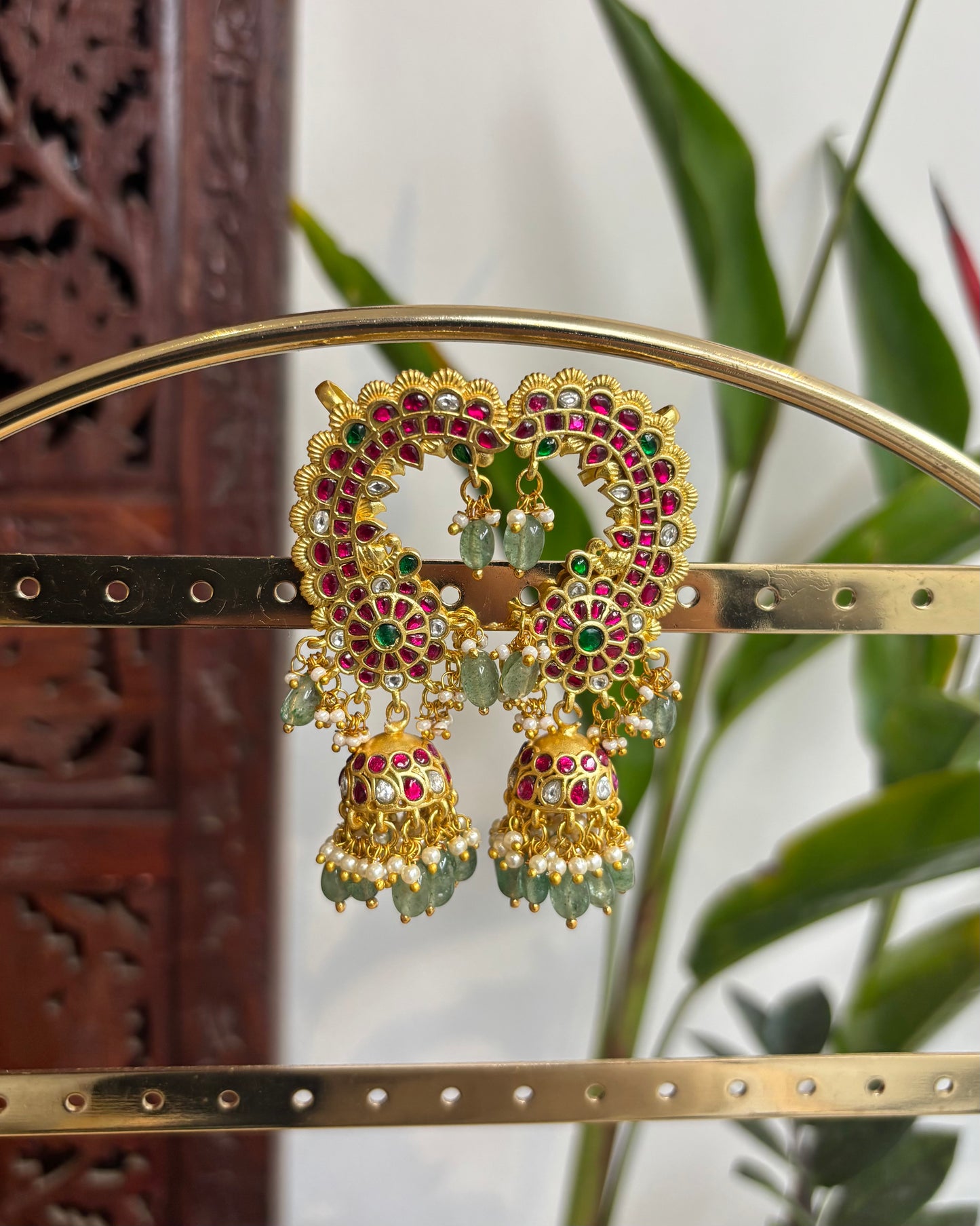 Jadau Kundan Statement Floral Ear Cuff Earrings – Intricately Handcrafted | ER173