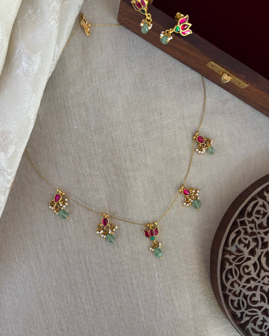 Jadau Kundan Invisible Chain Necklace with Earrings | Ruby & Green | NC569