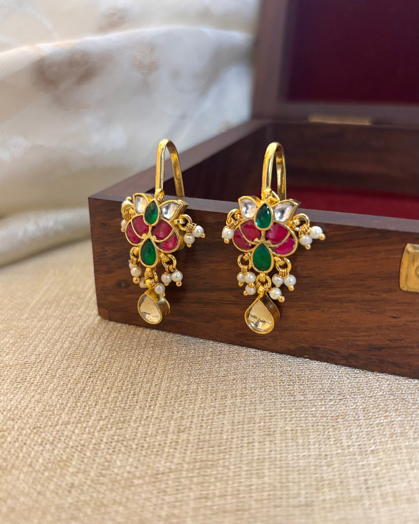 Multicolor Floral Gold-Finish Jadau Bugadi | ER115