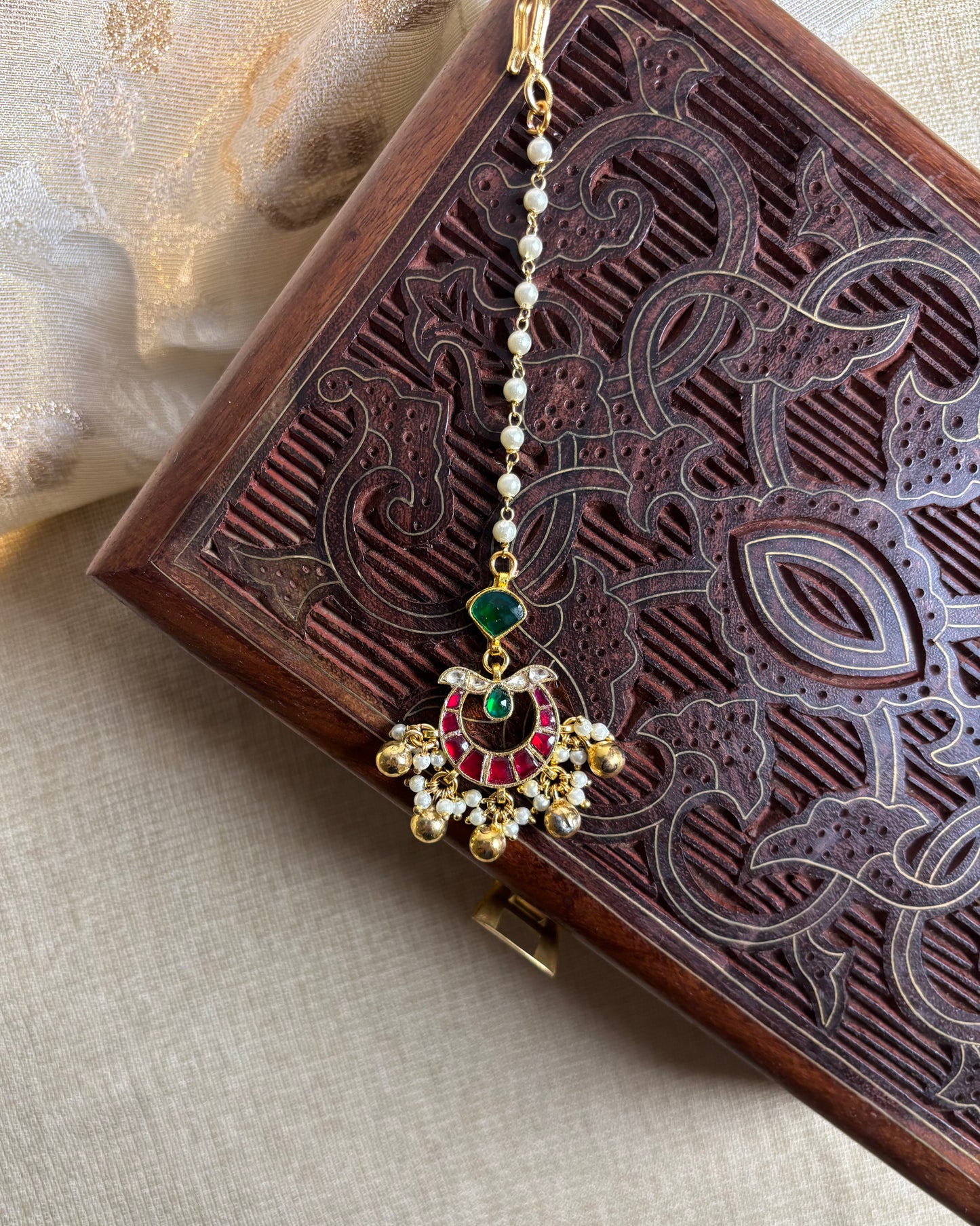 Jadau Kundan Maang Tikka with Pearl Chain | MT125