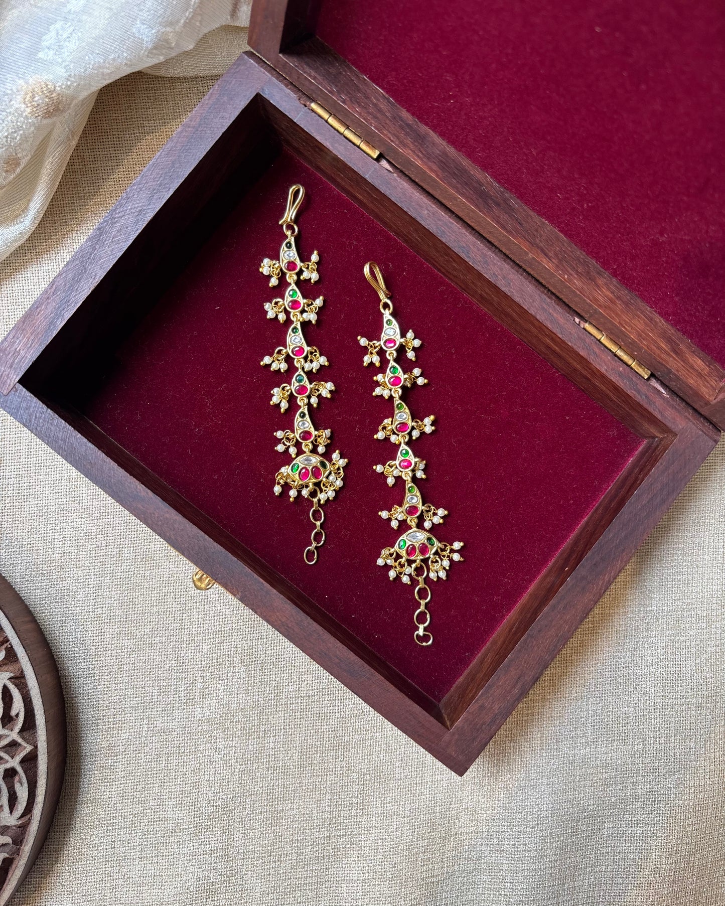 Floral Jadau Kundan Straight Ear Chain –  Multicolor | EC104