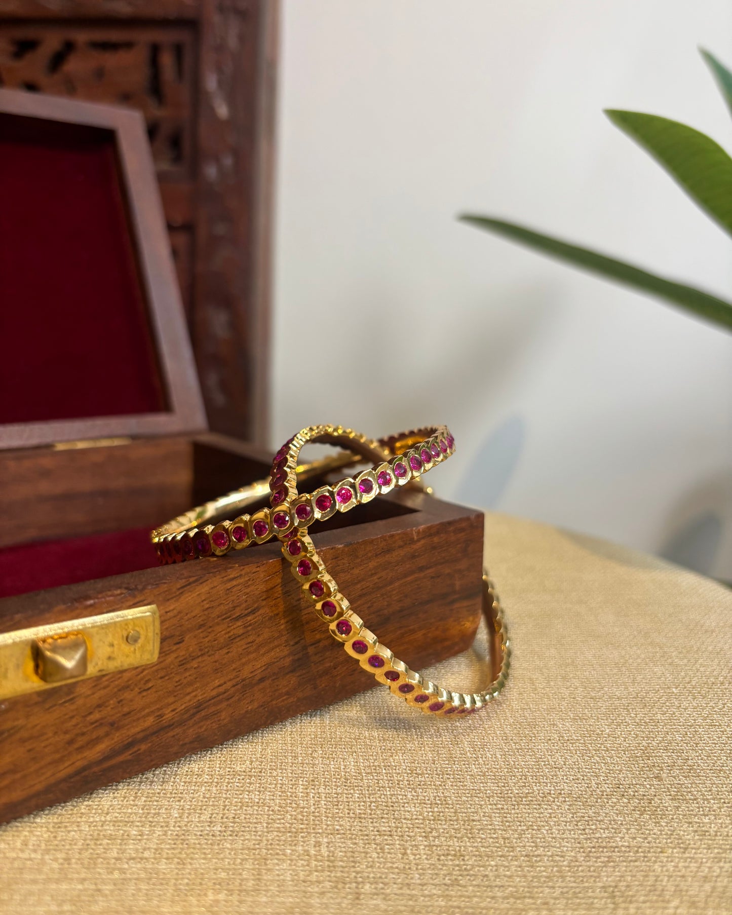 Vintage Impon Bangles | Ruby | BA055