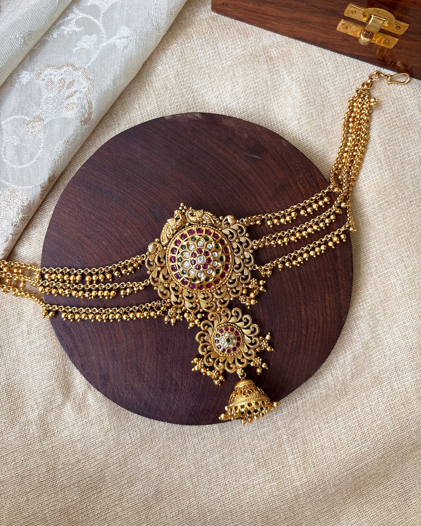 Antique Floral Jada Billai with Side Mattil | HA139