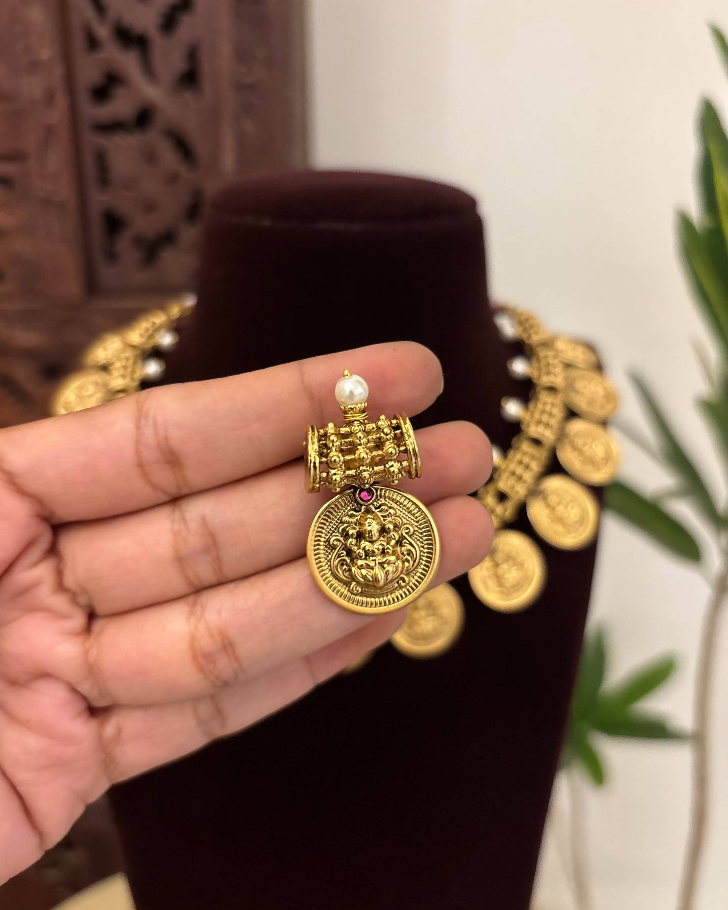 Antique Lakshmi Kundan Necklace With Earrings | NC656