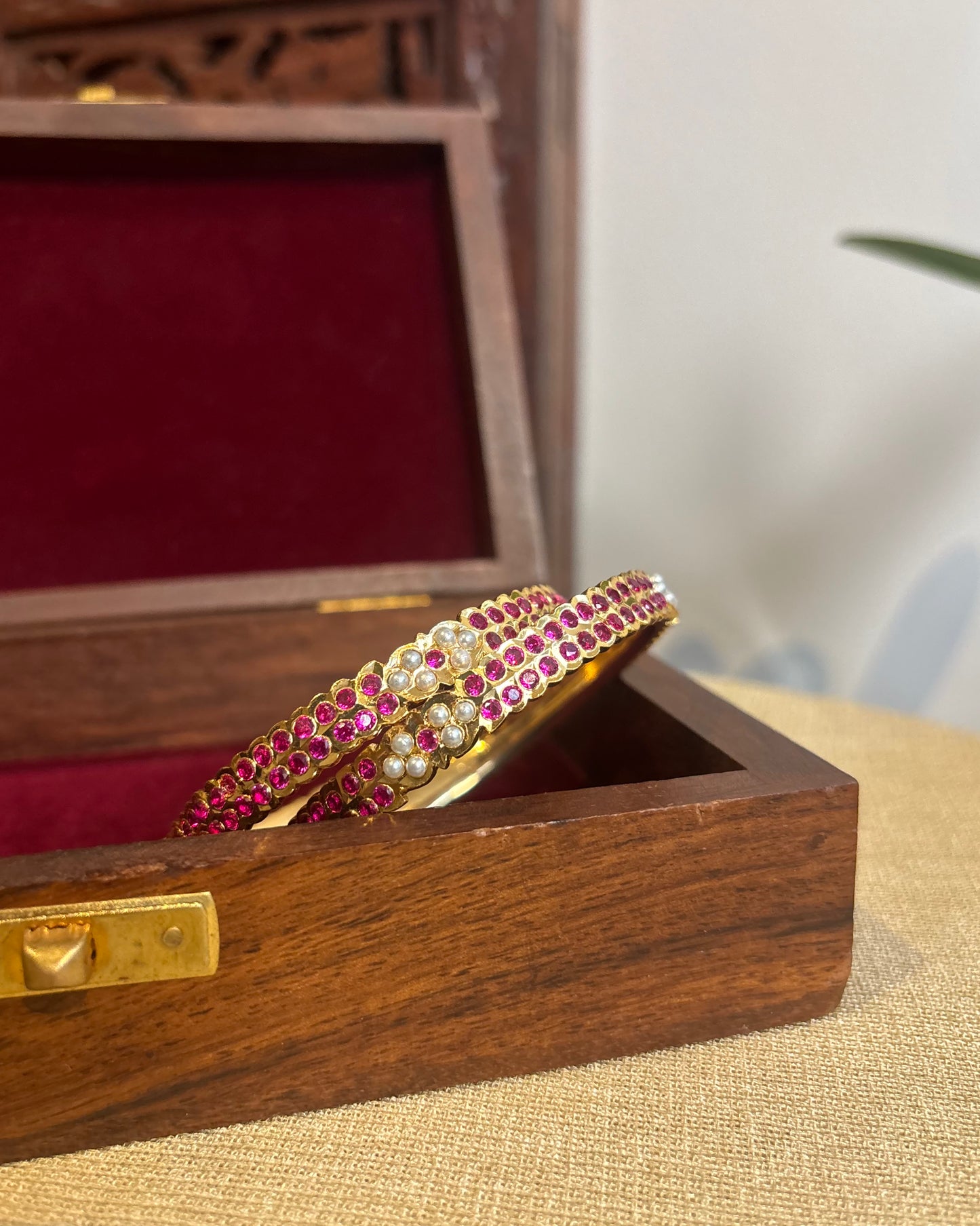 Vintage Impon Bangles | Ruby | BA061