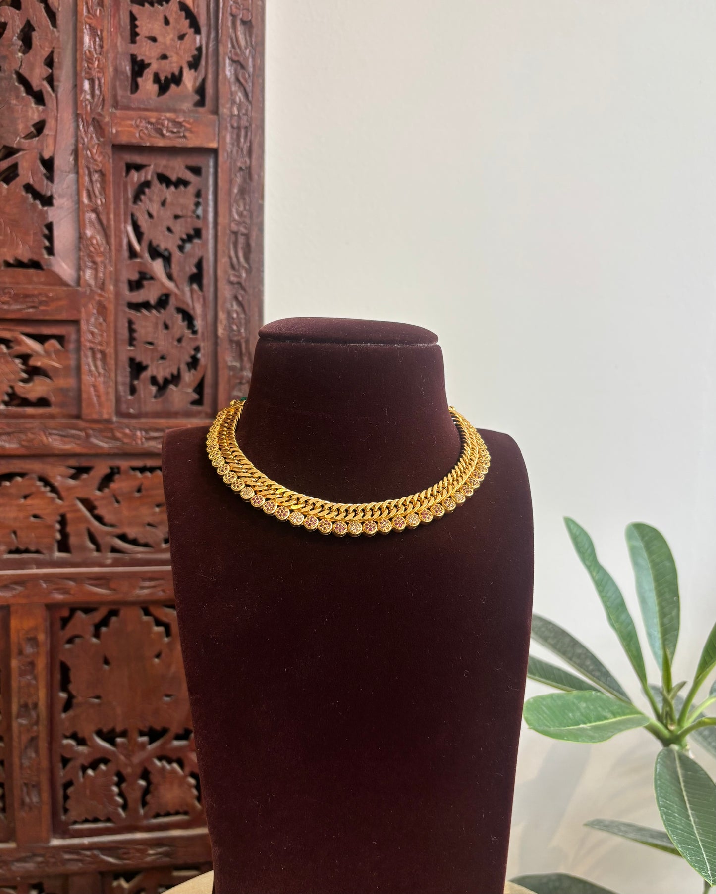 The Jalebi Swirl: Minimalist Kemp Stone Necklace | Ruby| Contemporary Ethnic Wear | NC466