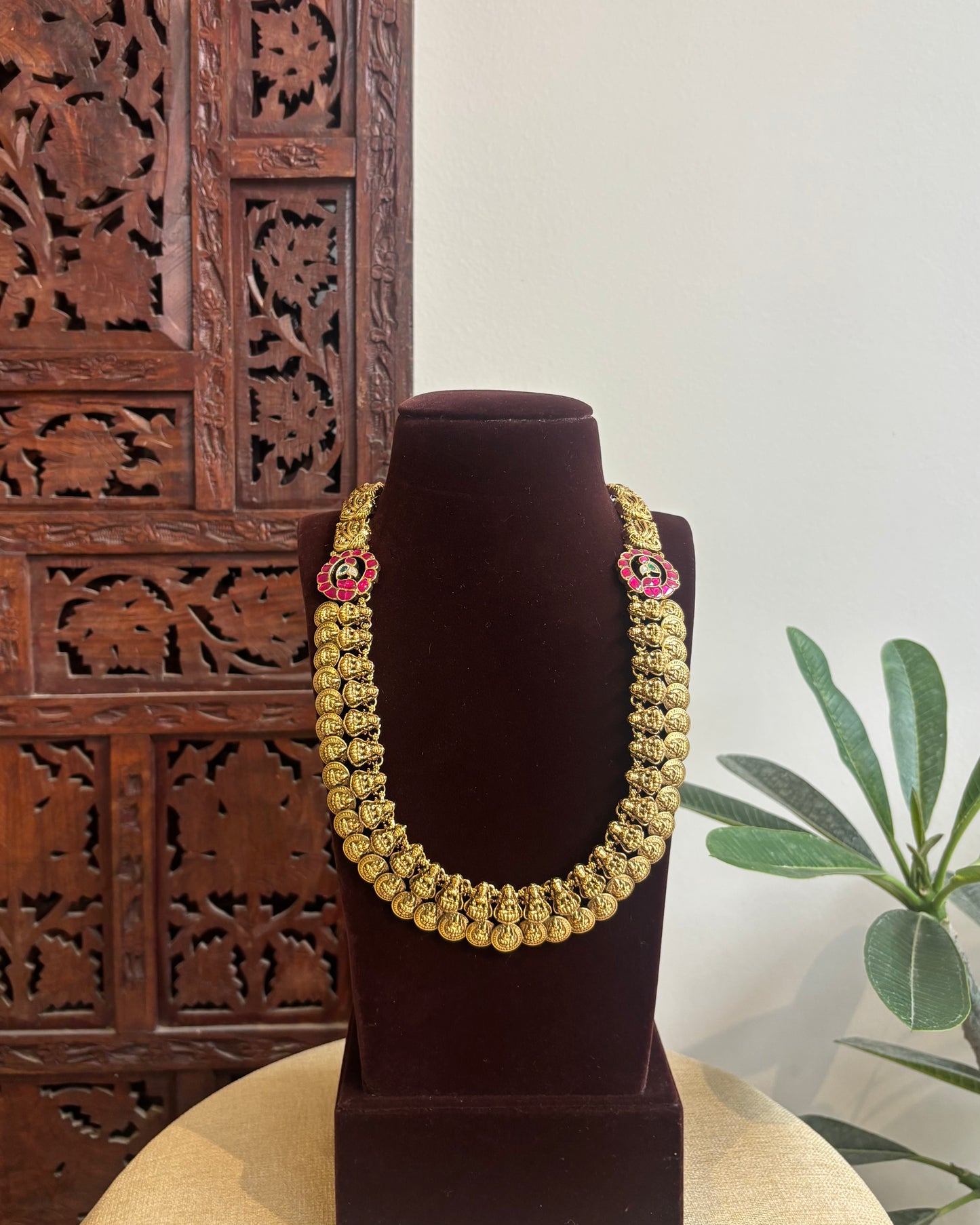 Lakshmi Antique Peacock Kaasu Haram with Kundan Detailing – Bridal Temple Jewellery | NC467