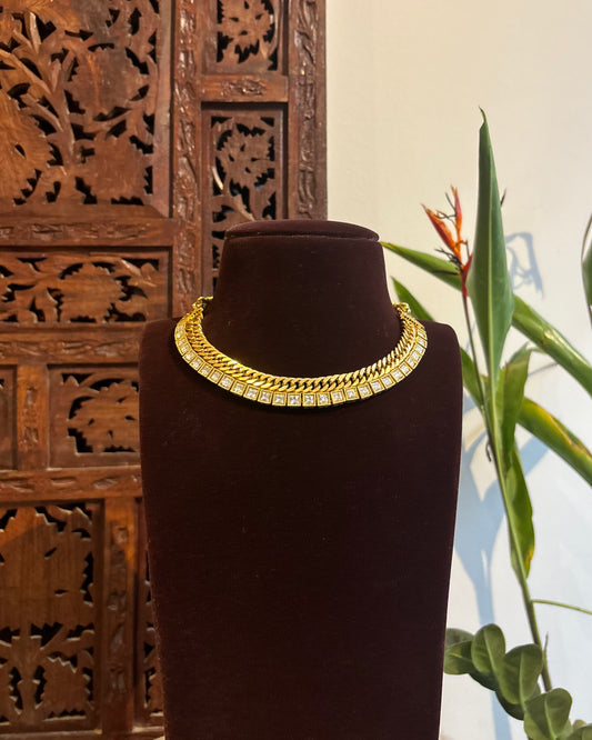 The Jalebi Swirl: Minimalist Kemp Stone Necklace | White | Contemporary Ethnic Wear | NC220