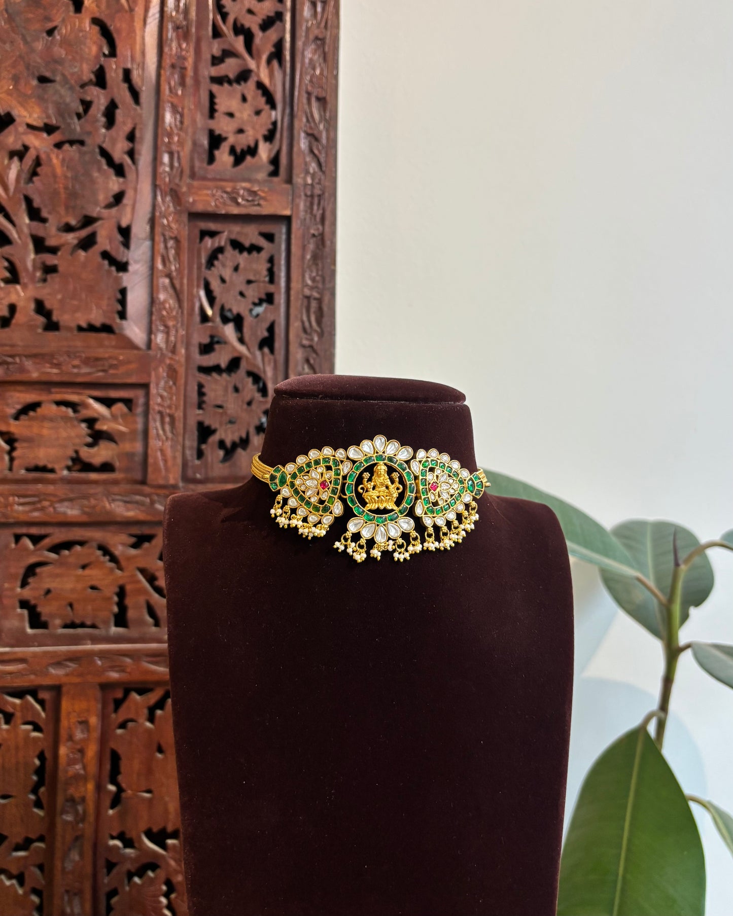 Lakshmi Jadau Kundan Choker – Heritage Statement Jewellery| NC435