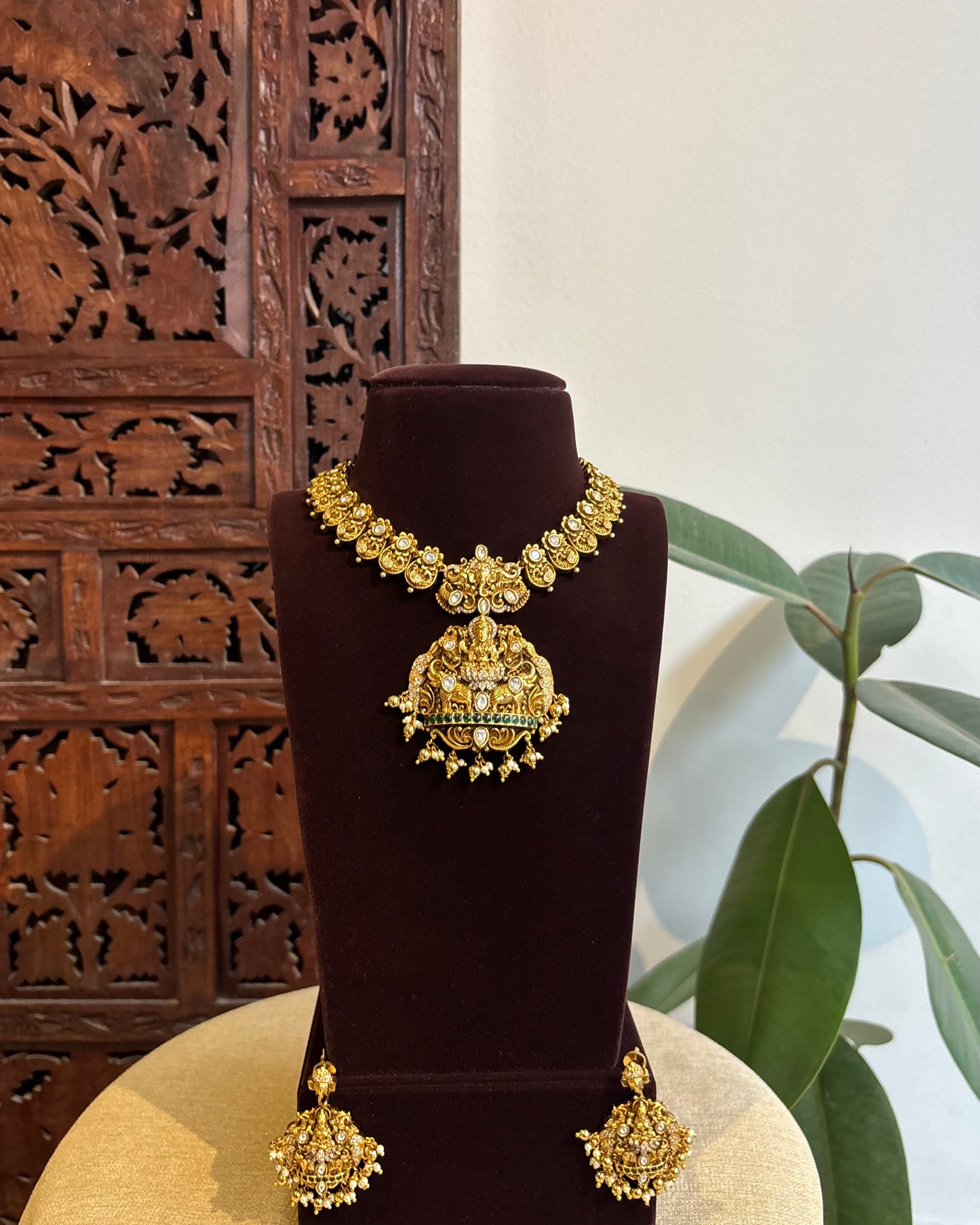 Antique Finish Jadau Pearl Necklace Set with Matching Earrings | NC328