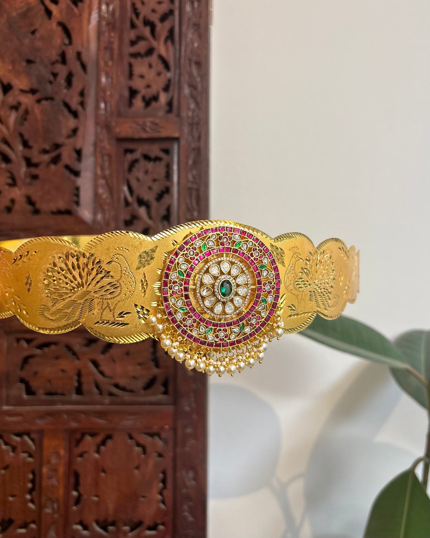 Jadau Kundan Minimal Hip Belt with Adjustable Multi-Hook Closure | WB005