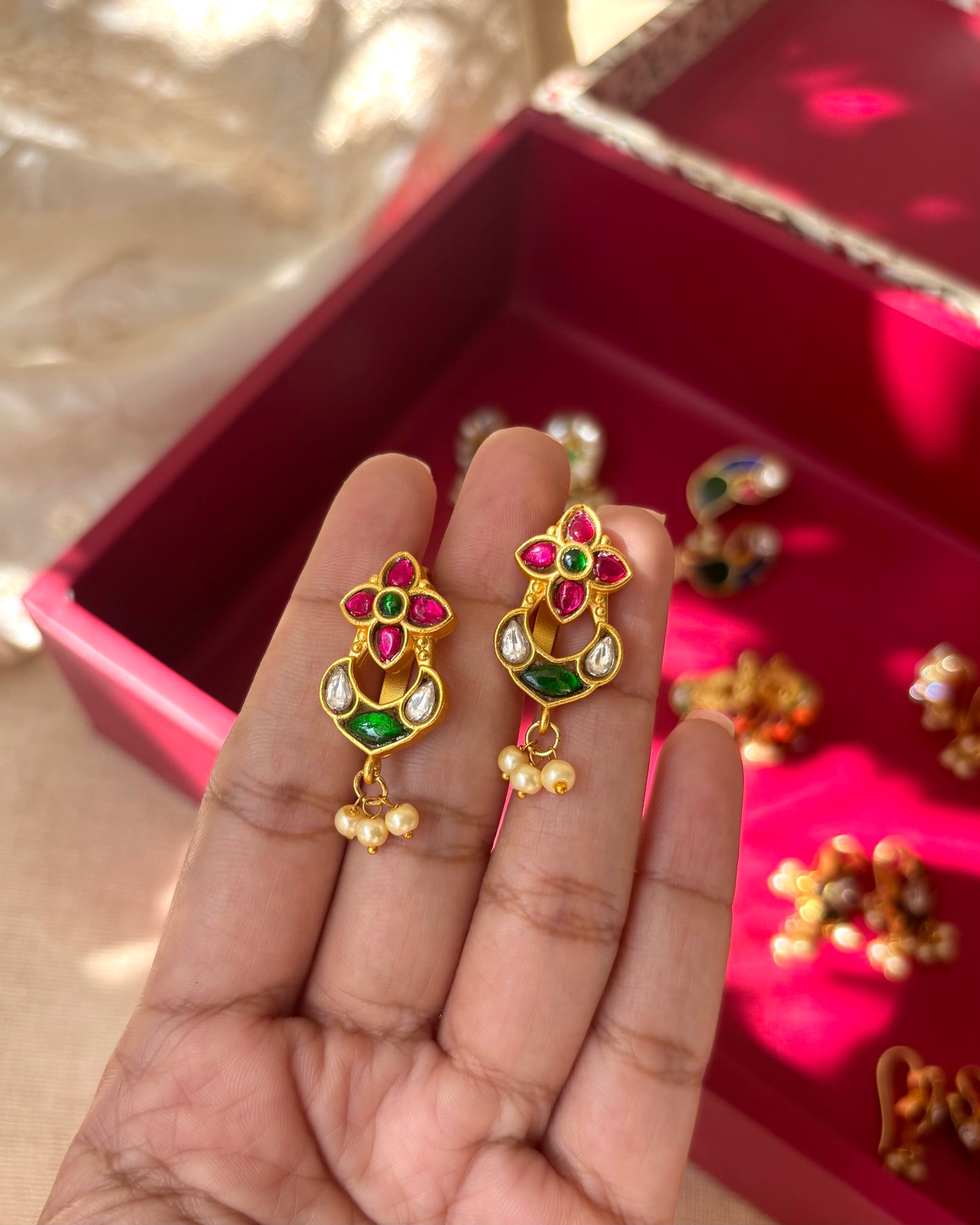 Multicolor Floral Gold-Finish Jadau Bugadi | ER035