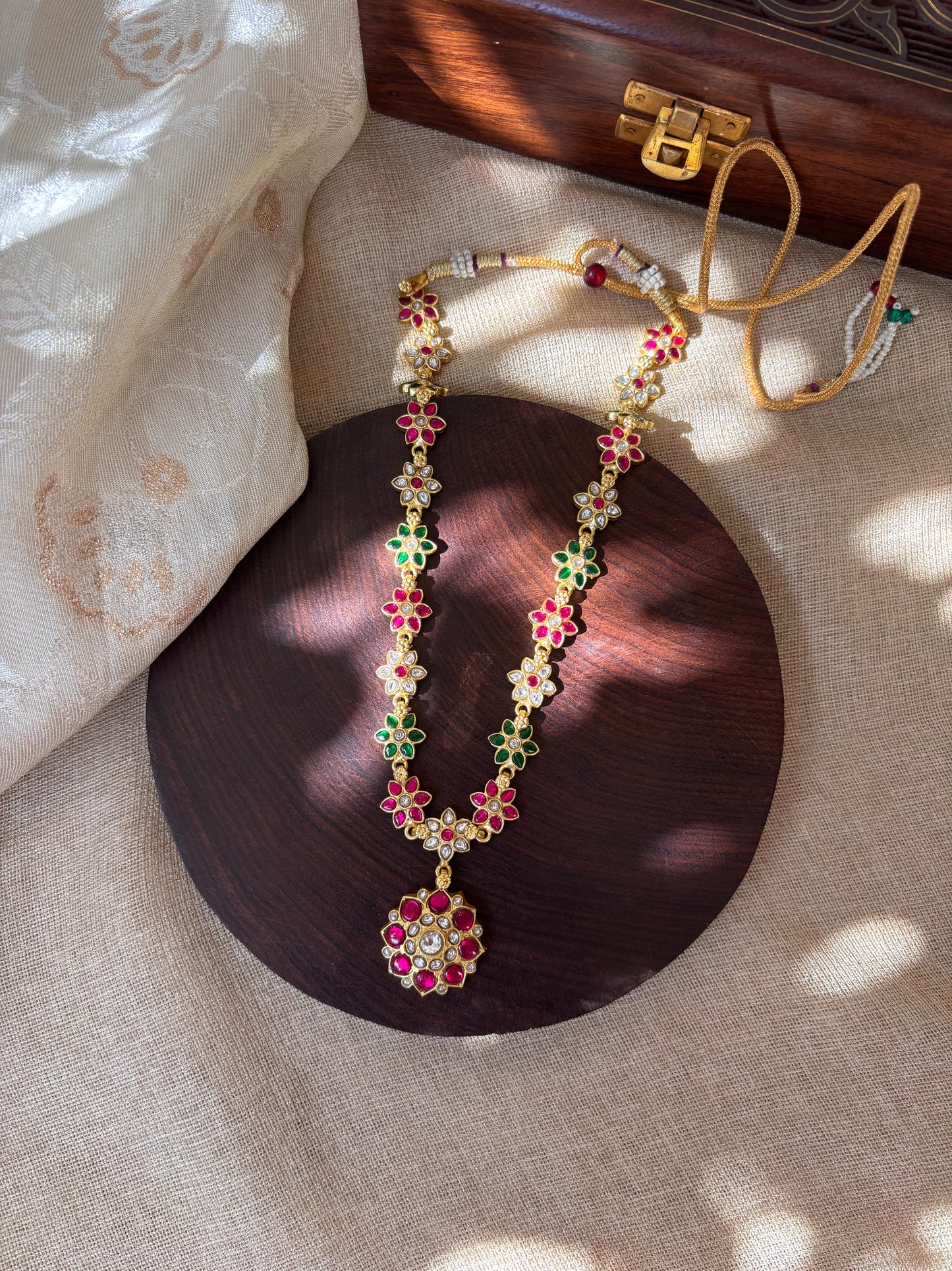 Gold-Plated Jadau Kundan Floral Choker Necklace Set with Matching Earrings | NC066