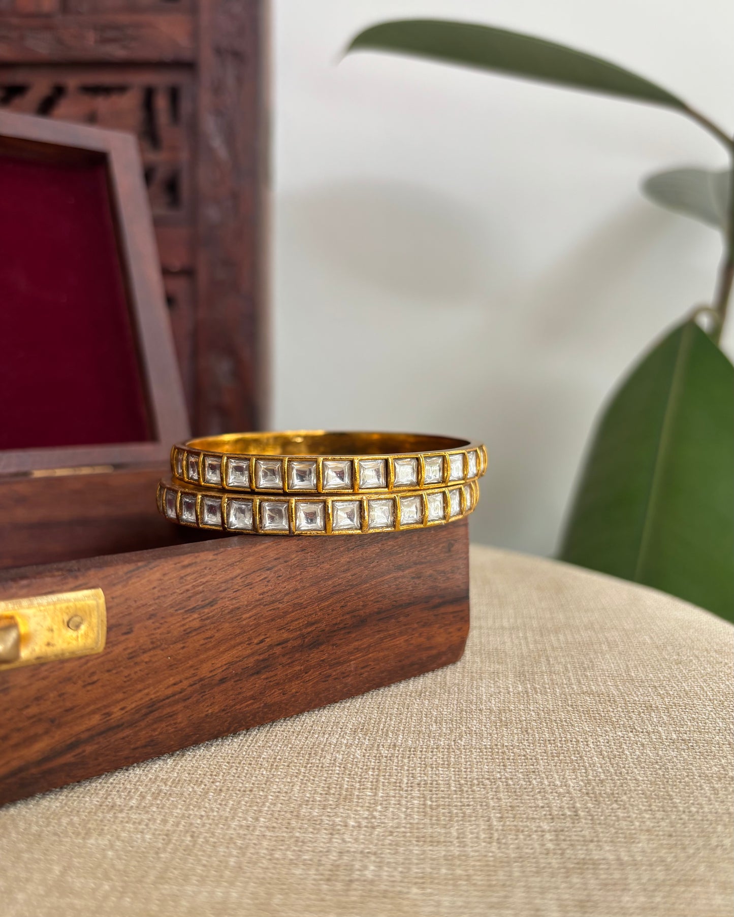 Minimal  White Jadau Kundan Bangles | BA029