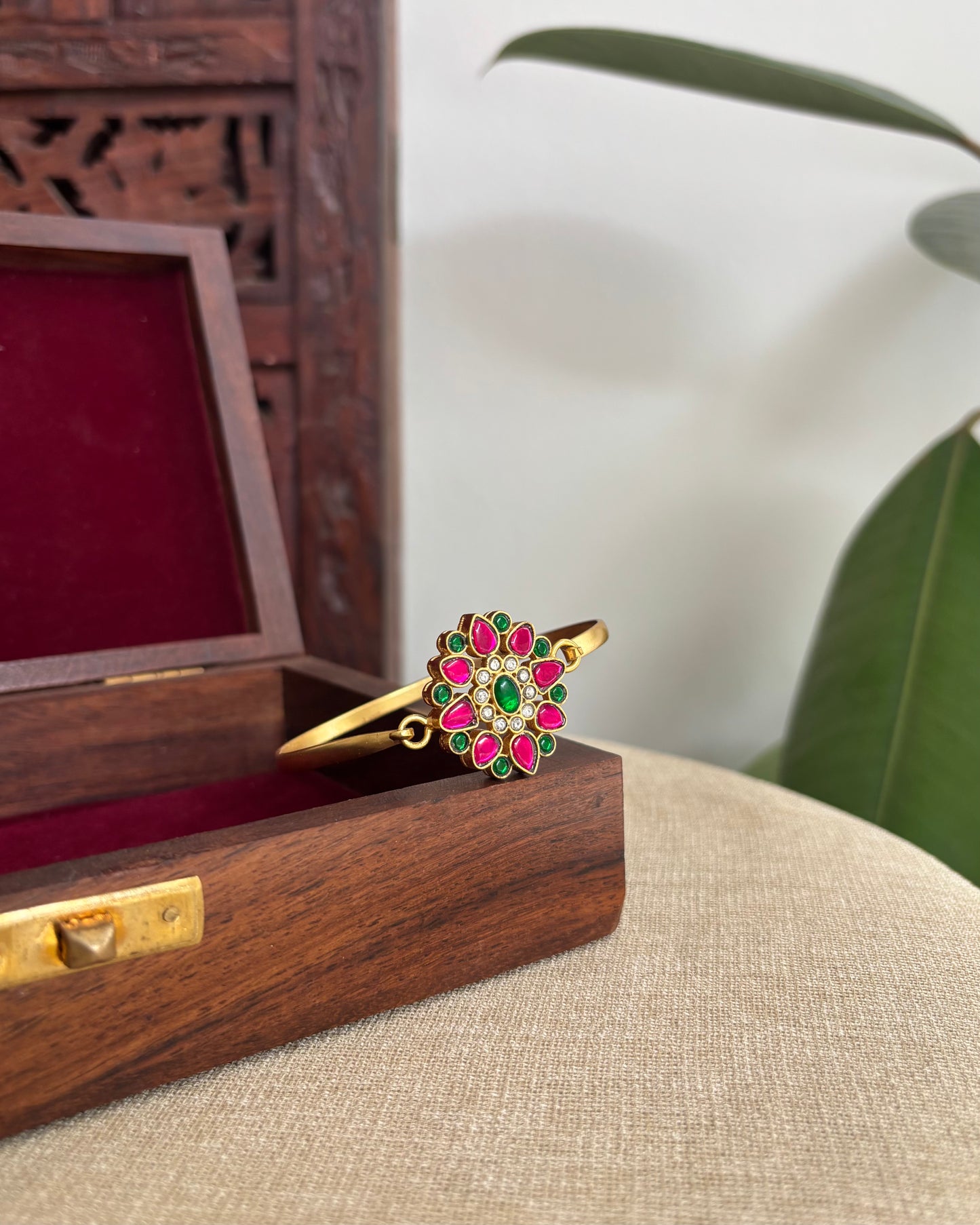 Minimal Jadau Kundan Bracelets | BA040