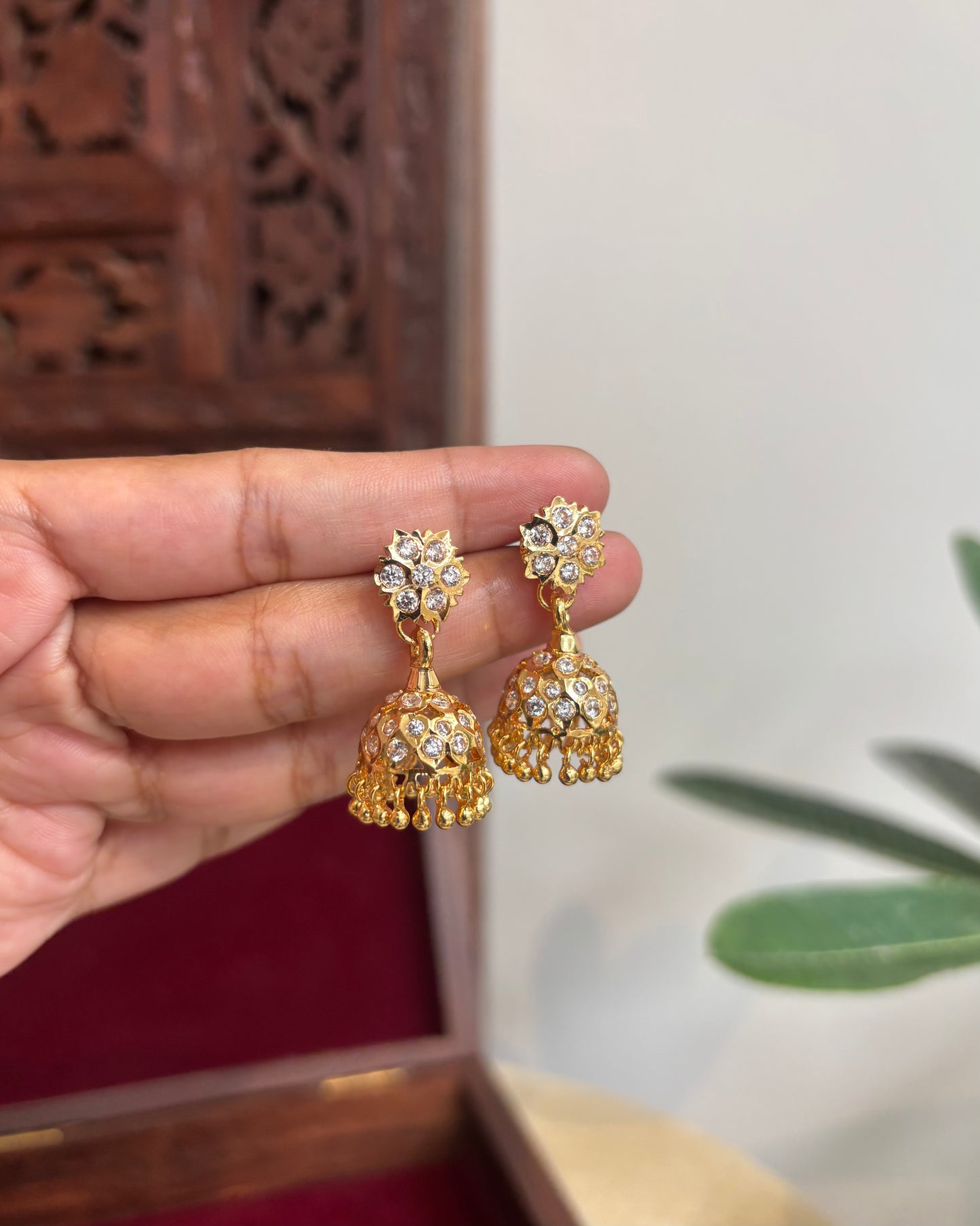 Vintage Impon Small Earrings – Classic Jhumkas | White | ER304