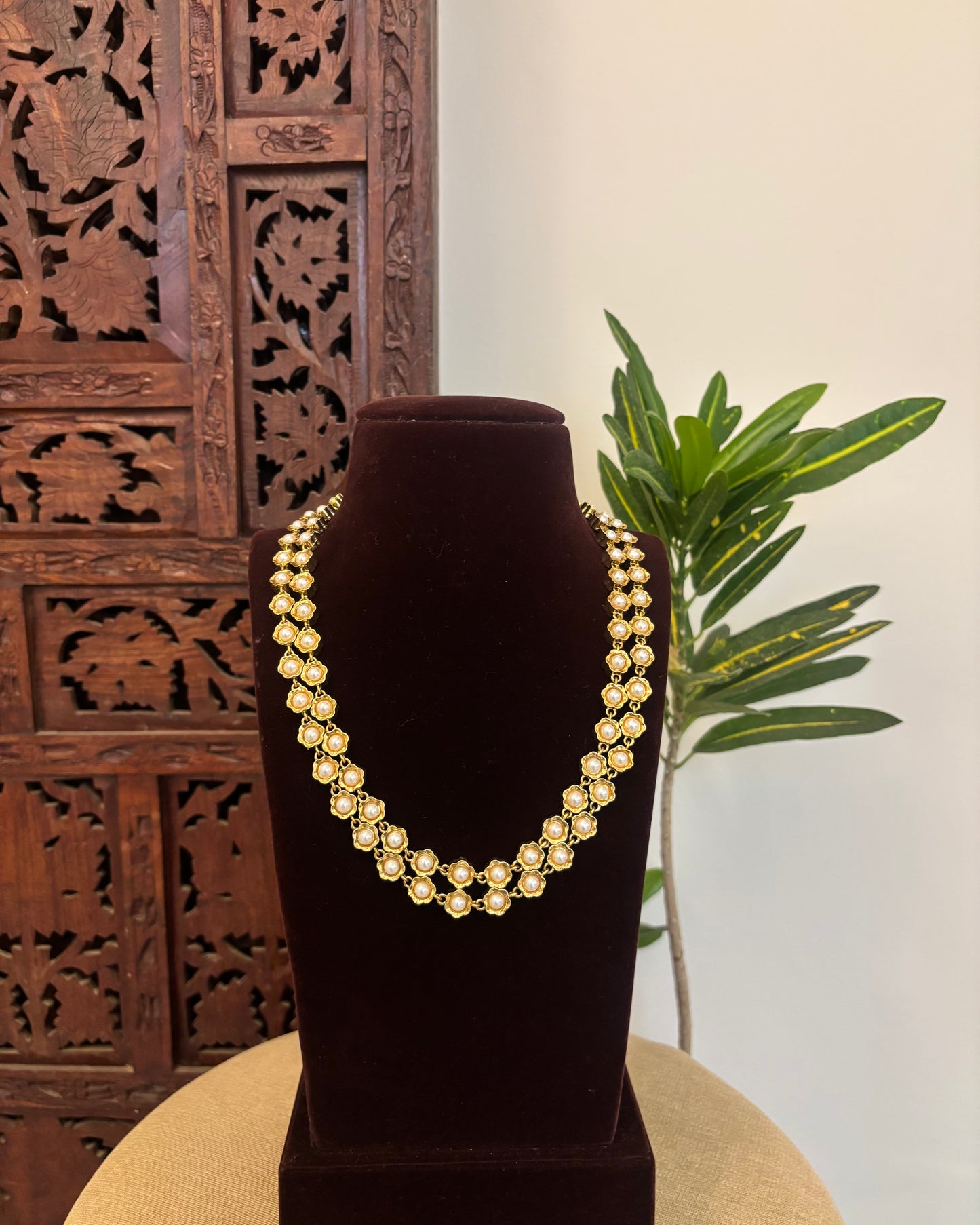 2 in 1 Floral Motif Two Layer Necklace – Pearl and Green | NC668
