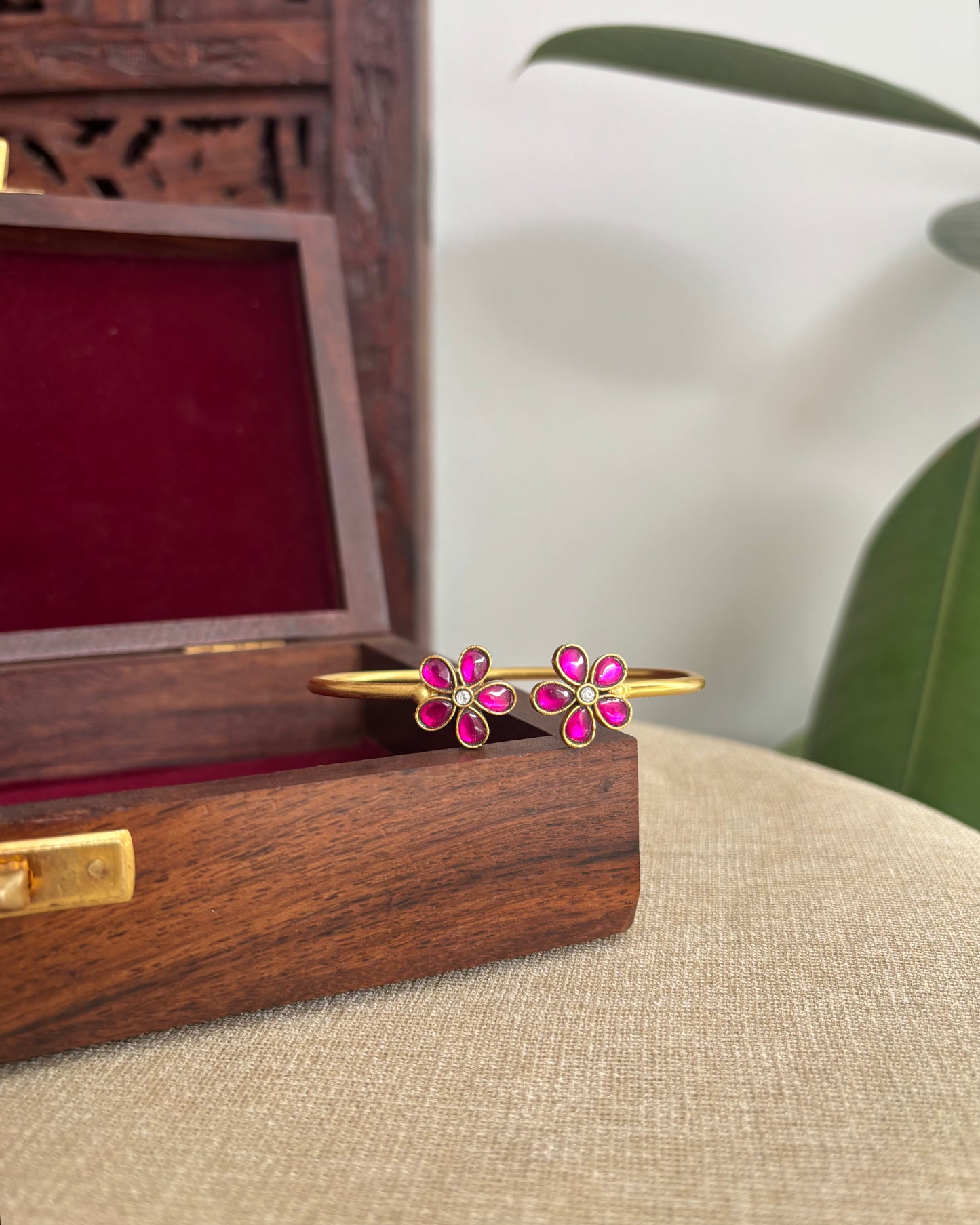 Minimal Jadau Kundan Bracelets | BA043