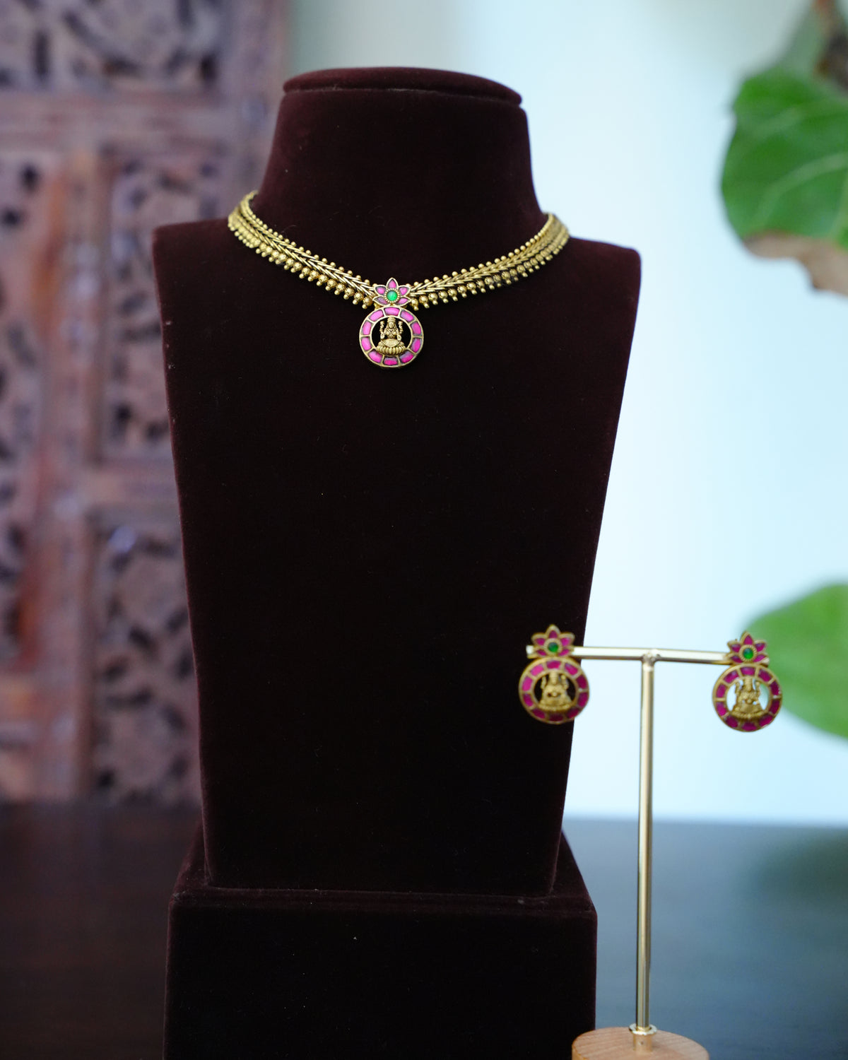 Ruby Kundan Lakshmi Pendant Gold Bead Necklace Set with Earrings