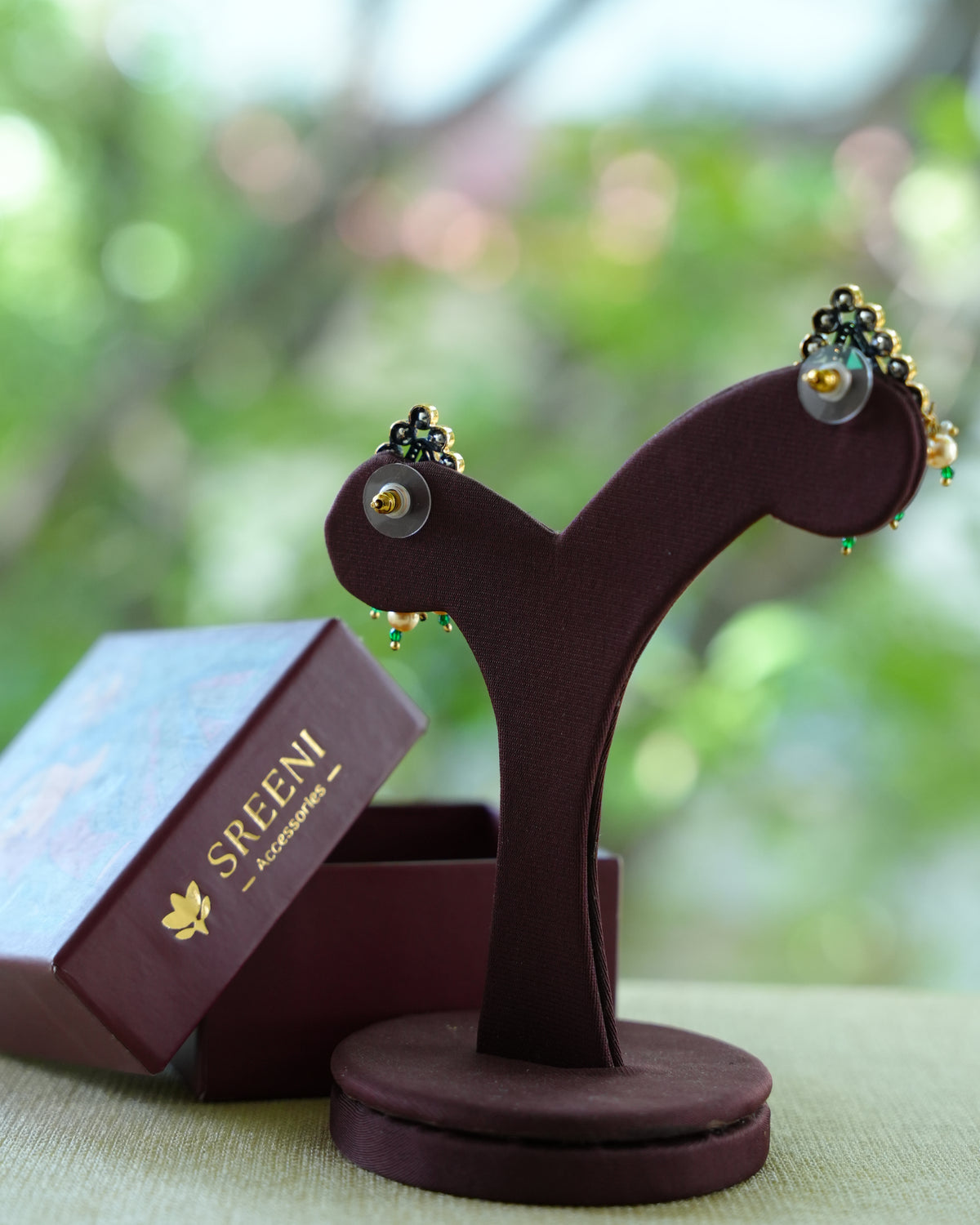 Green Stone Kundan Floral Stud Earrings