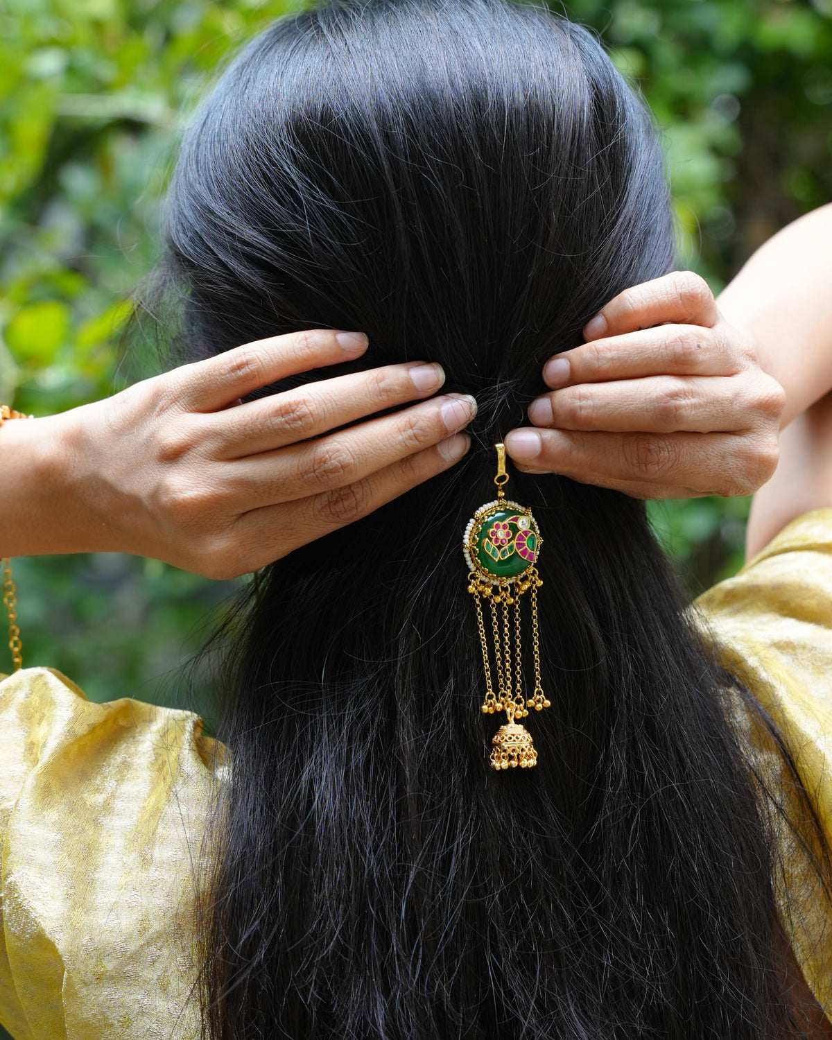 Kundan Hair Pin with Green Medallion & Jhumka Tassel