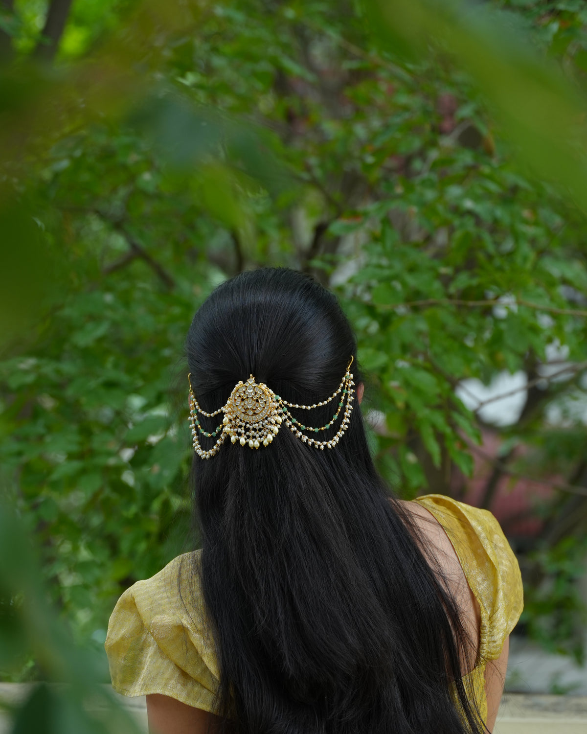 White Kundan Hair Accessory with Pearl & Green Bead Side Chains
