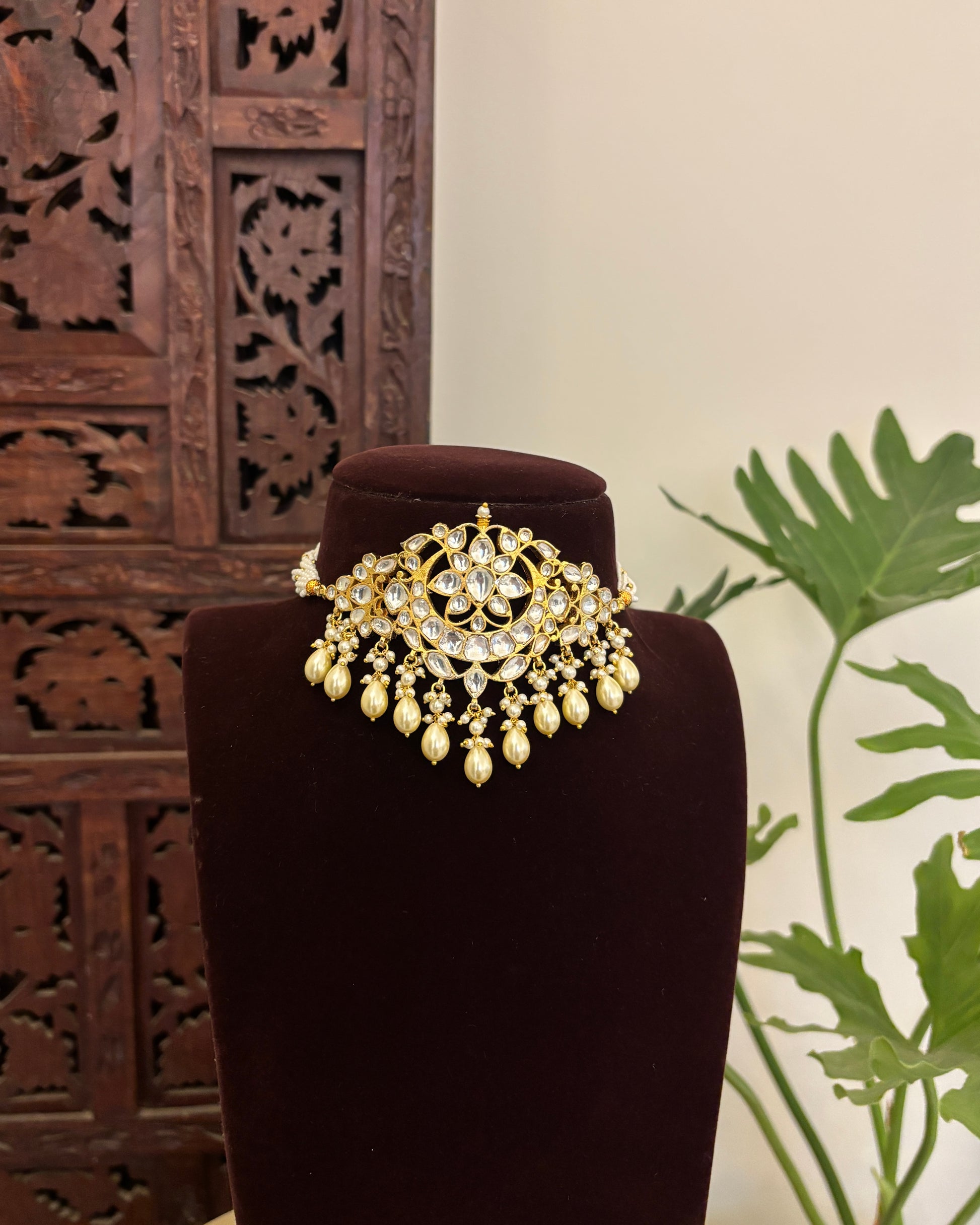 NC672 - Statement White Kundan Choker 2